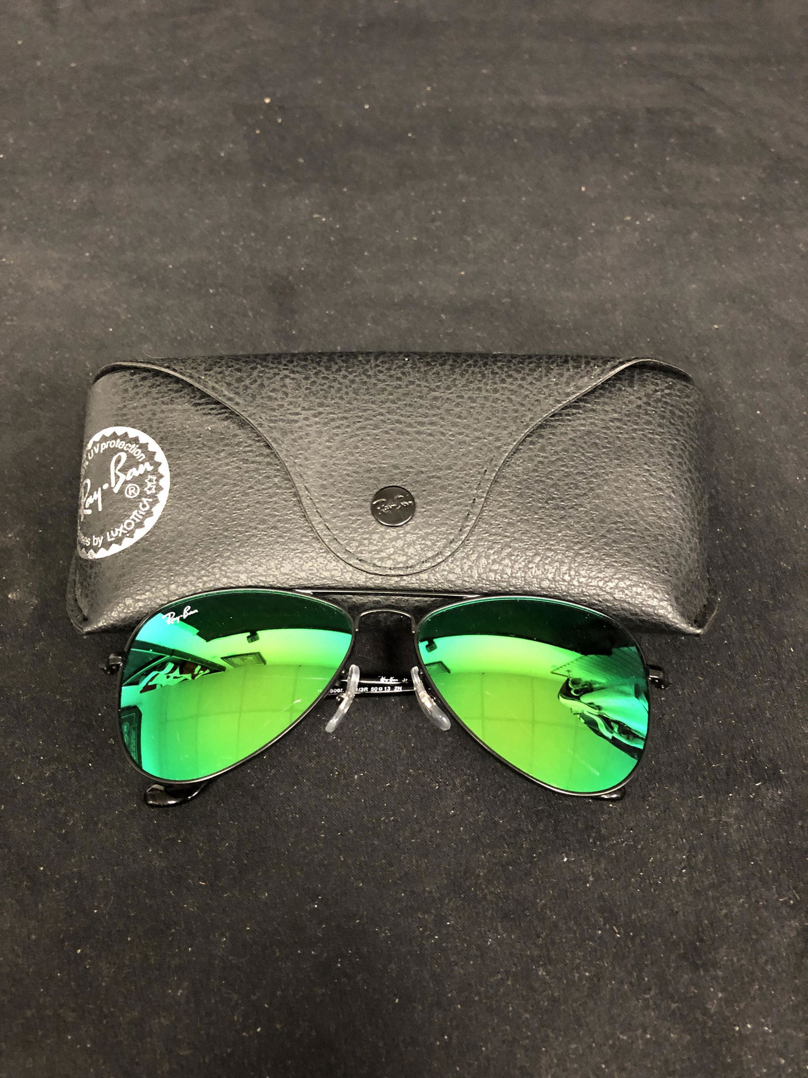 RAYBAN SUNGLASSES w/ CASE (1 of 3)