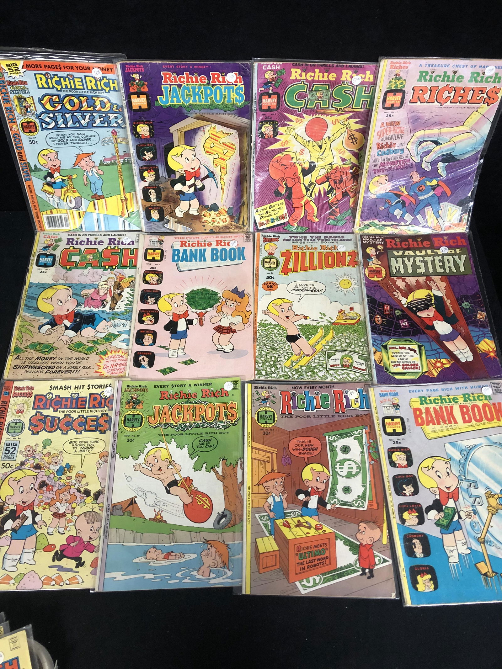 RICHIE RICH COMIC BOOK LOT (HARVEY COMICS) (1 of 1)