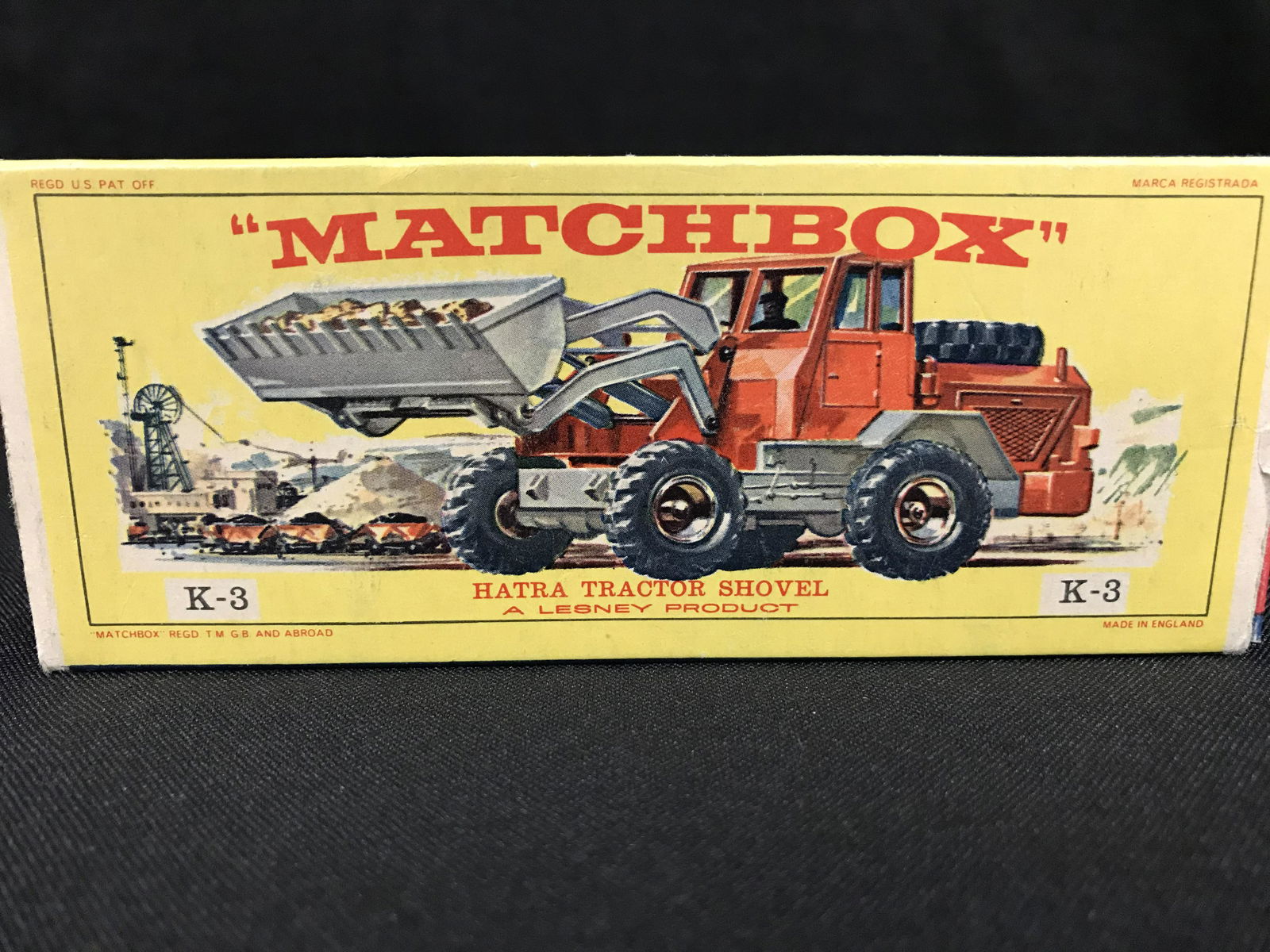 VINTAGE MATCHBOX HATRA TRACTOR SHOVEL DIE-CAST (1 of 2)