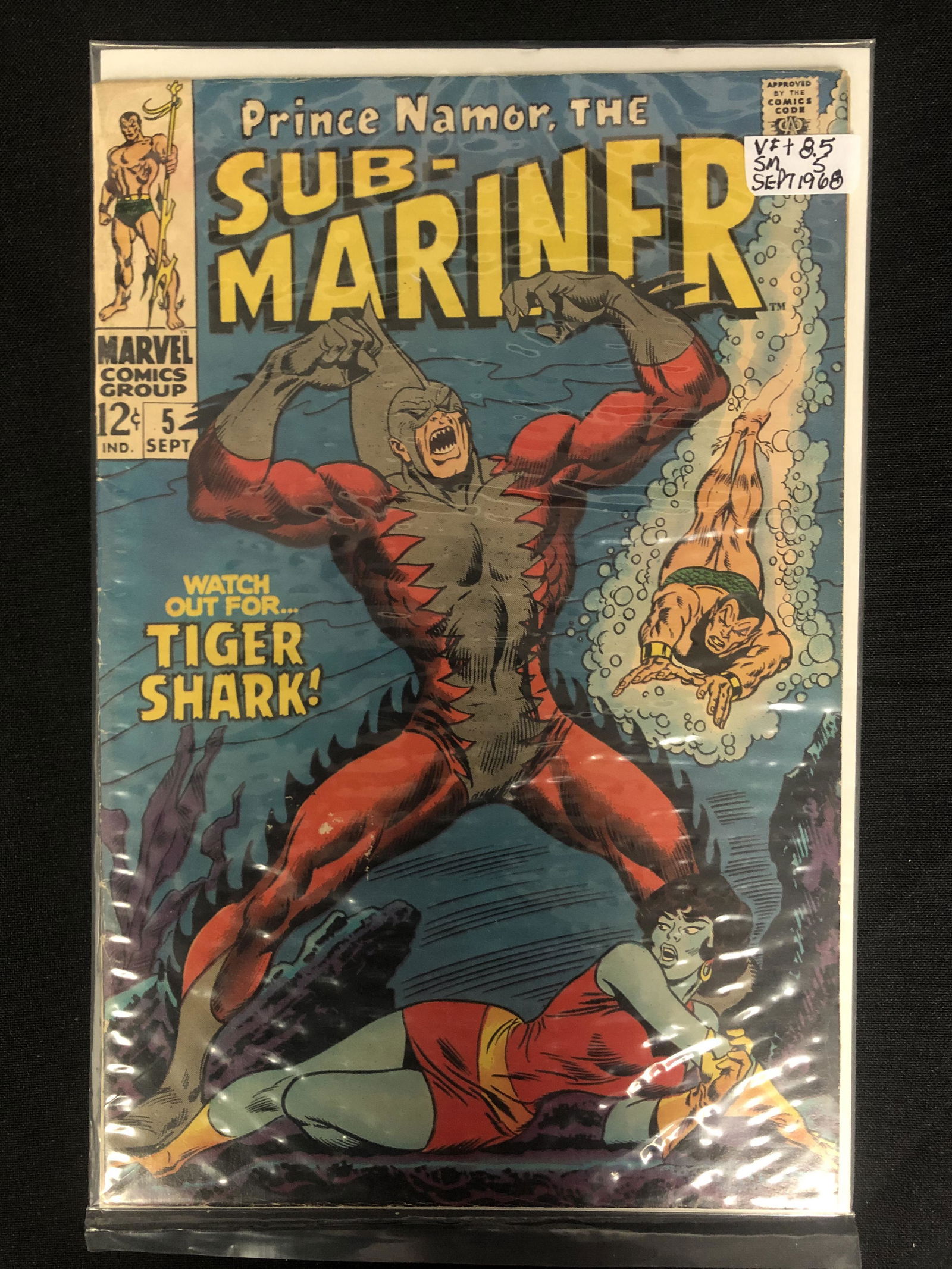 MARVEL COMIC SUB-MARINER NO.5 COMIC BOOK (1 of 1)