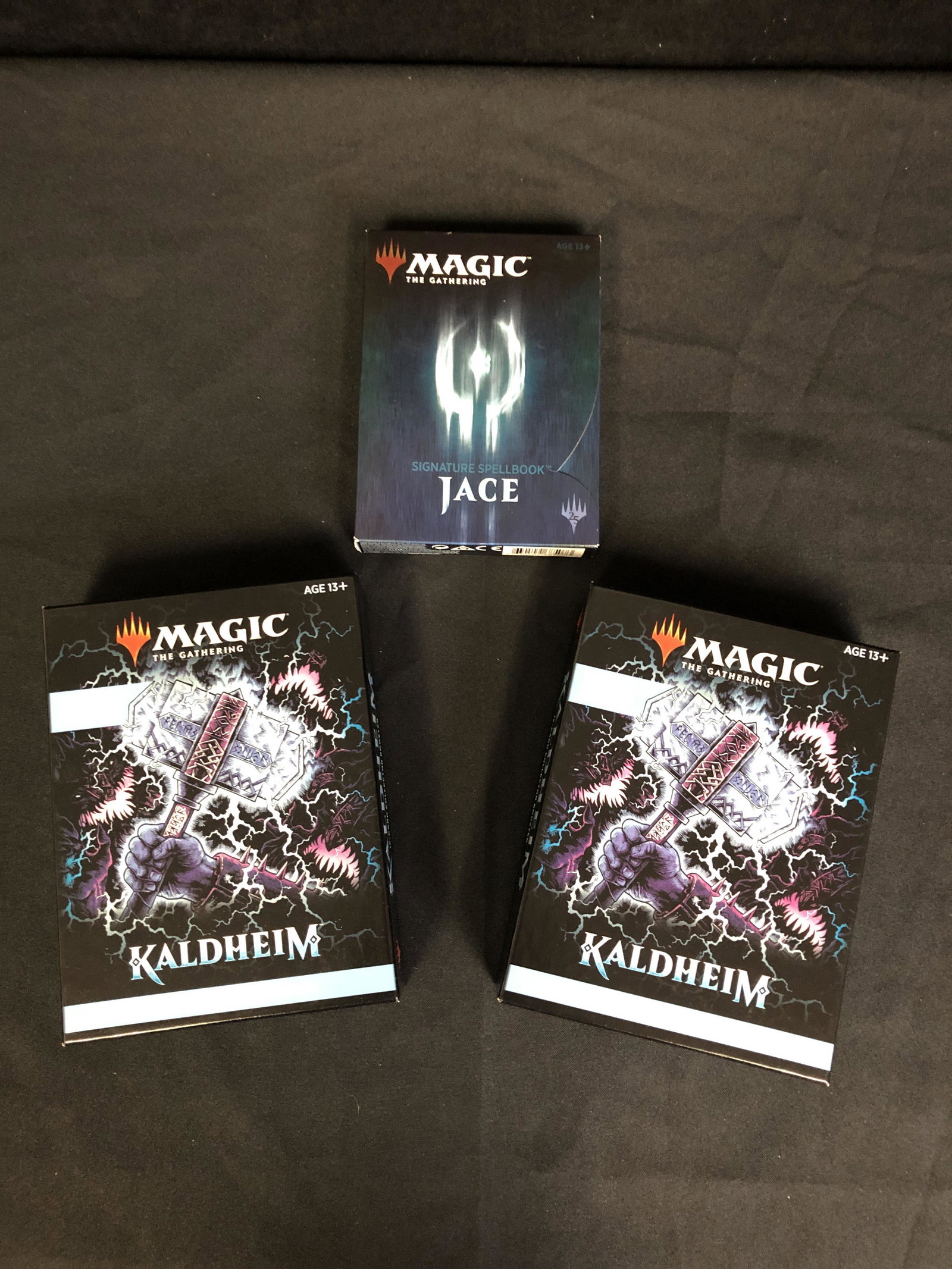 MAGIC THE GATHERING CARD LOT: MAGIC THE GATHERING CARD LOT