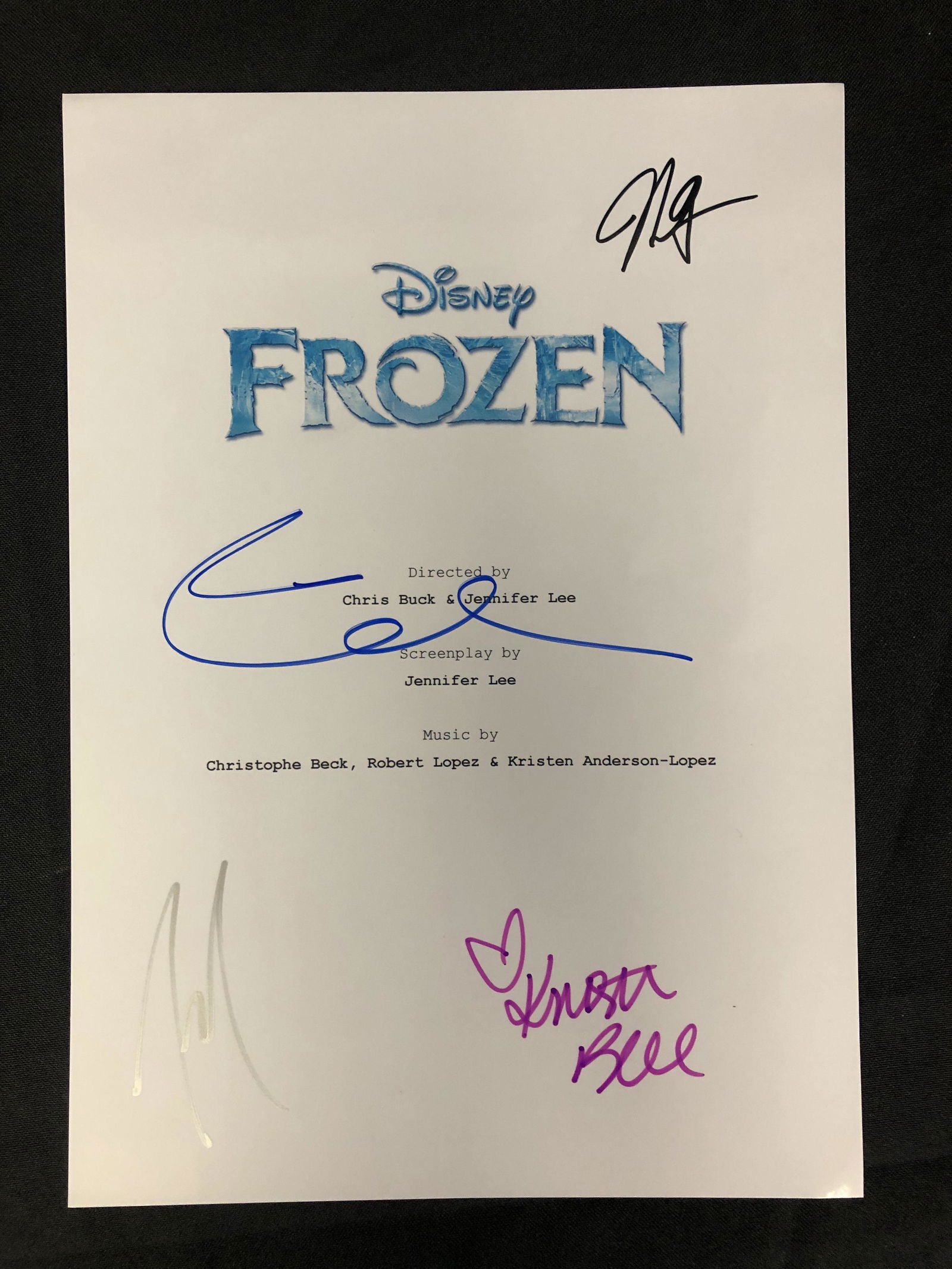 FROZEN SIGNED SCRIPT COVER w/ KRISTEN BELL, I. MENZEL, (1 of 3)