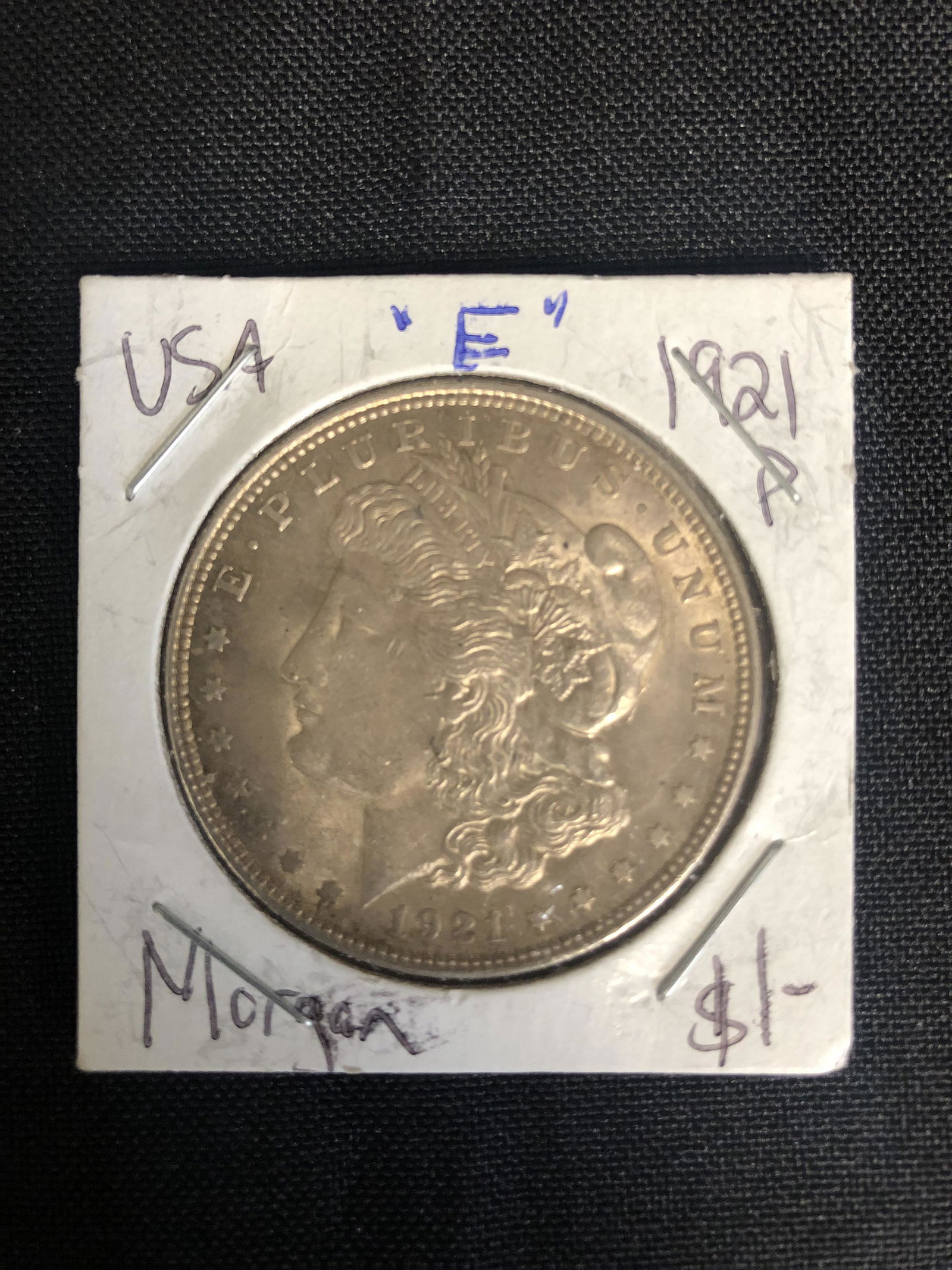 1921 USA MORGAN SILVER DOLLAR (1 of 1)