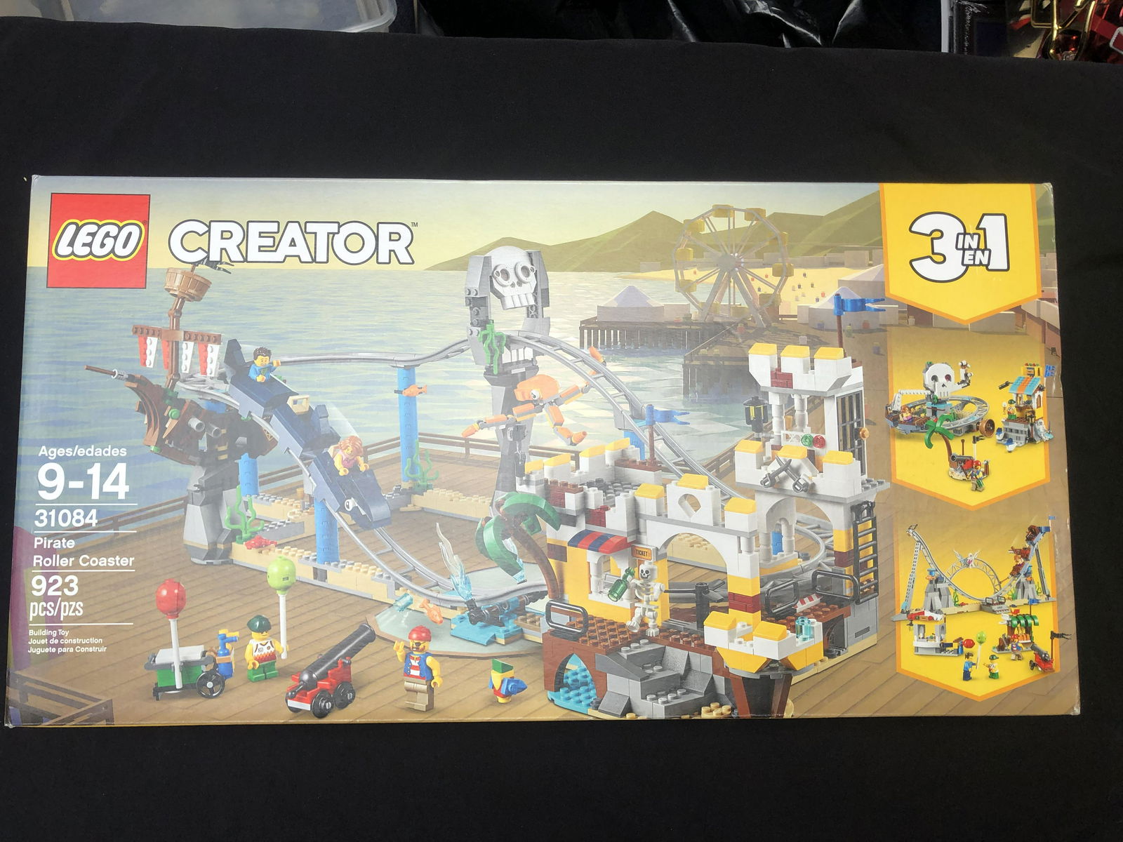Lego Creator 3 in 1 Pirate Roller Coaster 31084 (1 of 1)
