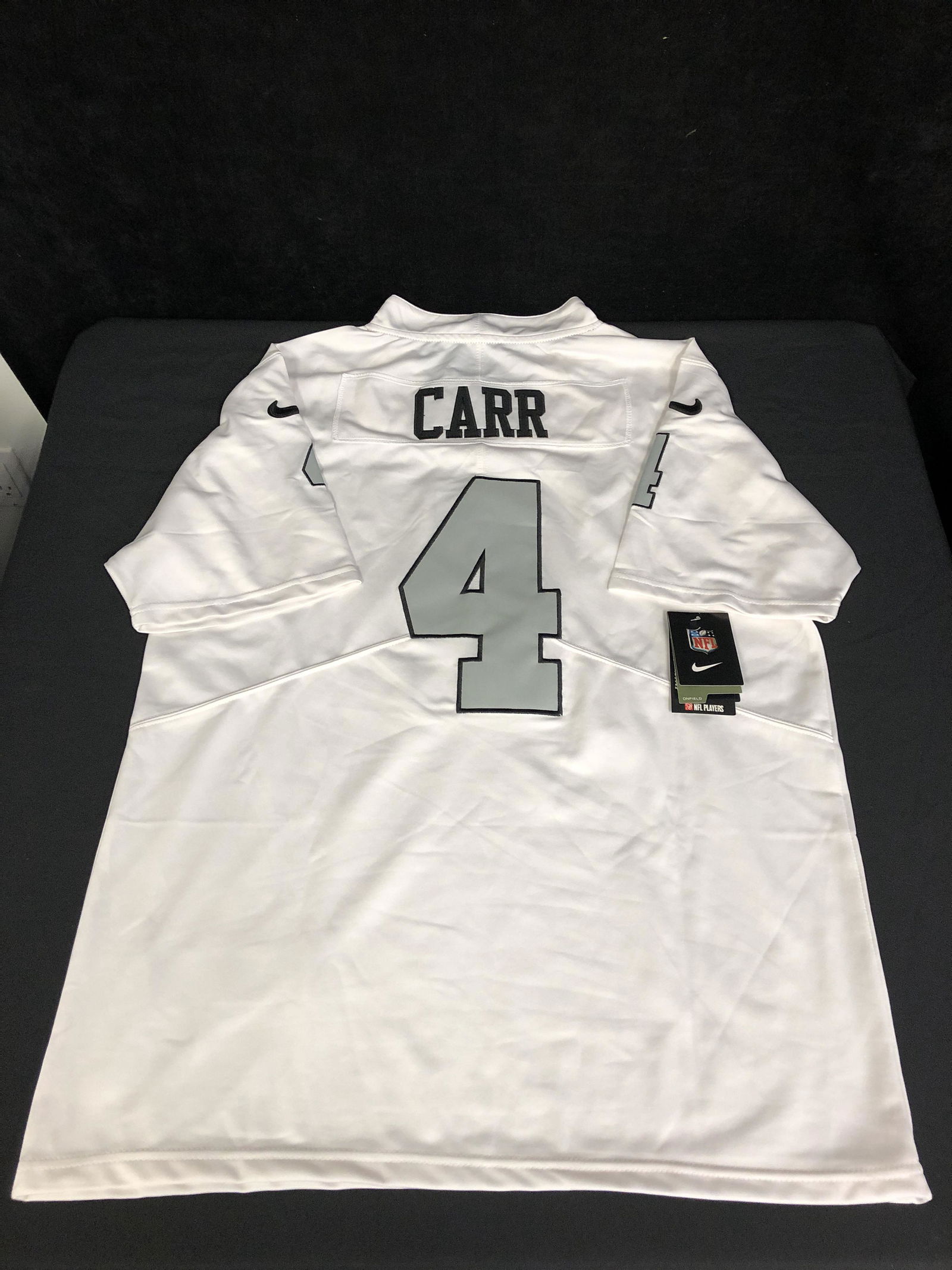 DEREK CARR LAS VEGAS RAIDERS NIKE JERSEY (SIZE MEDIUM) (1 of 3)