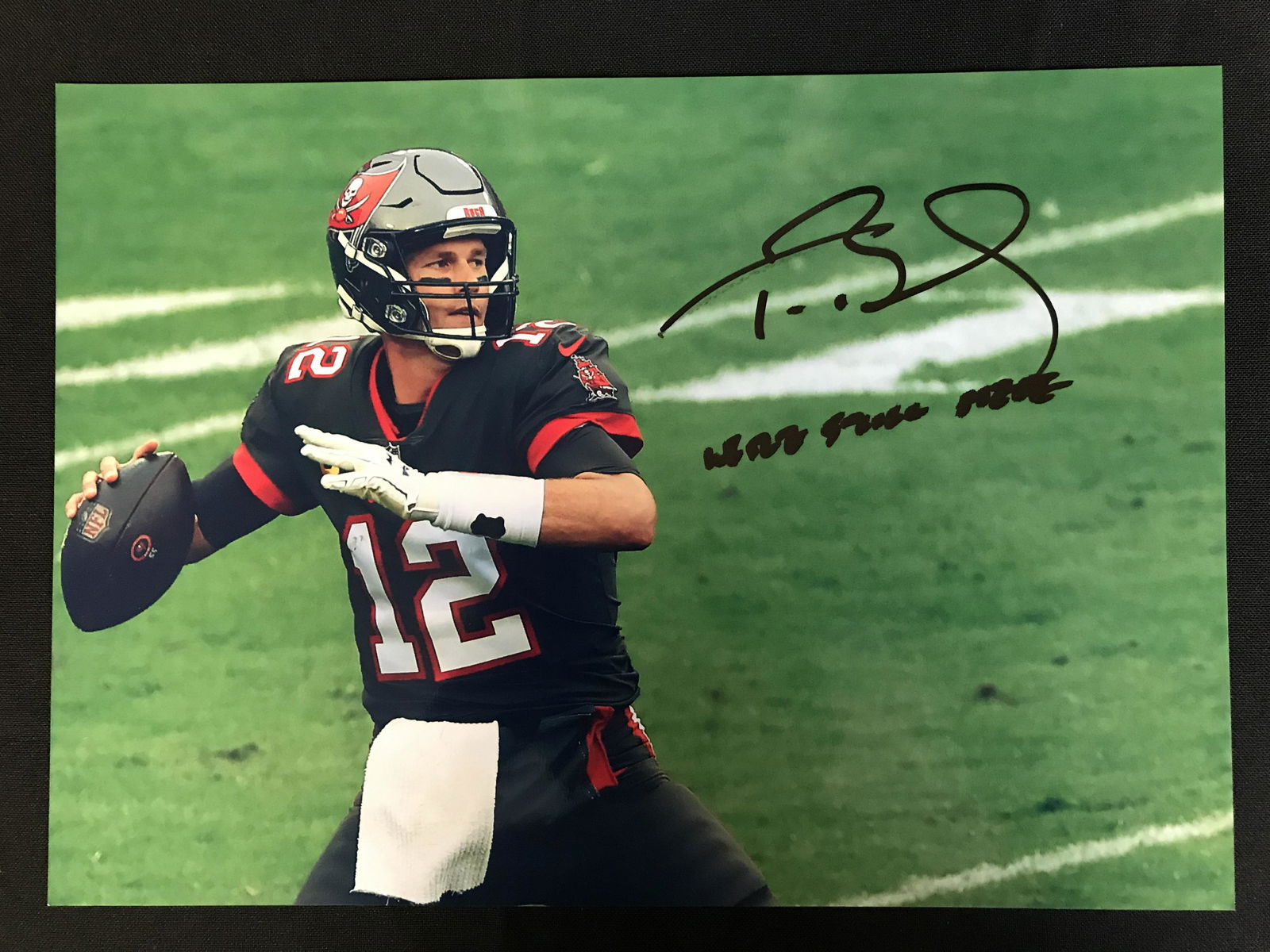 TOM BRADY SIGNED 8X10 PHOTO (REAL AUTHENTIC COA) (1 of 3)