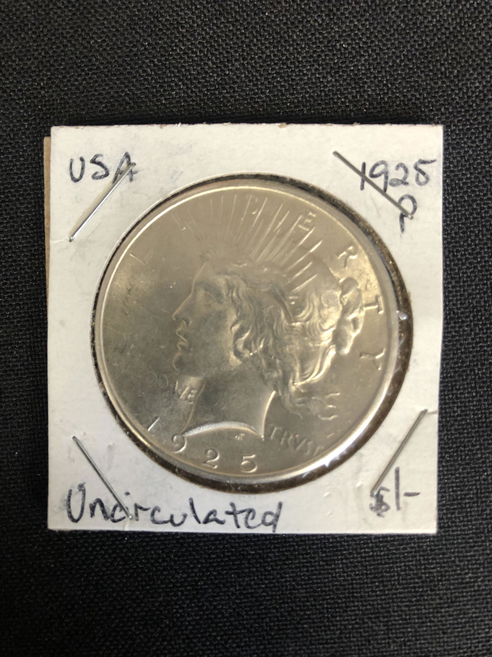 1925 USA SILVER PEACE DOLLAR (PHILADELPHIA MINTED) Unci (1 of 1)