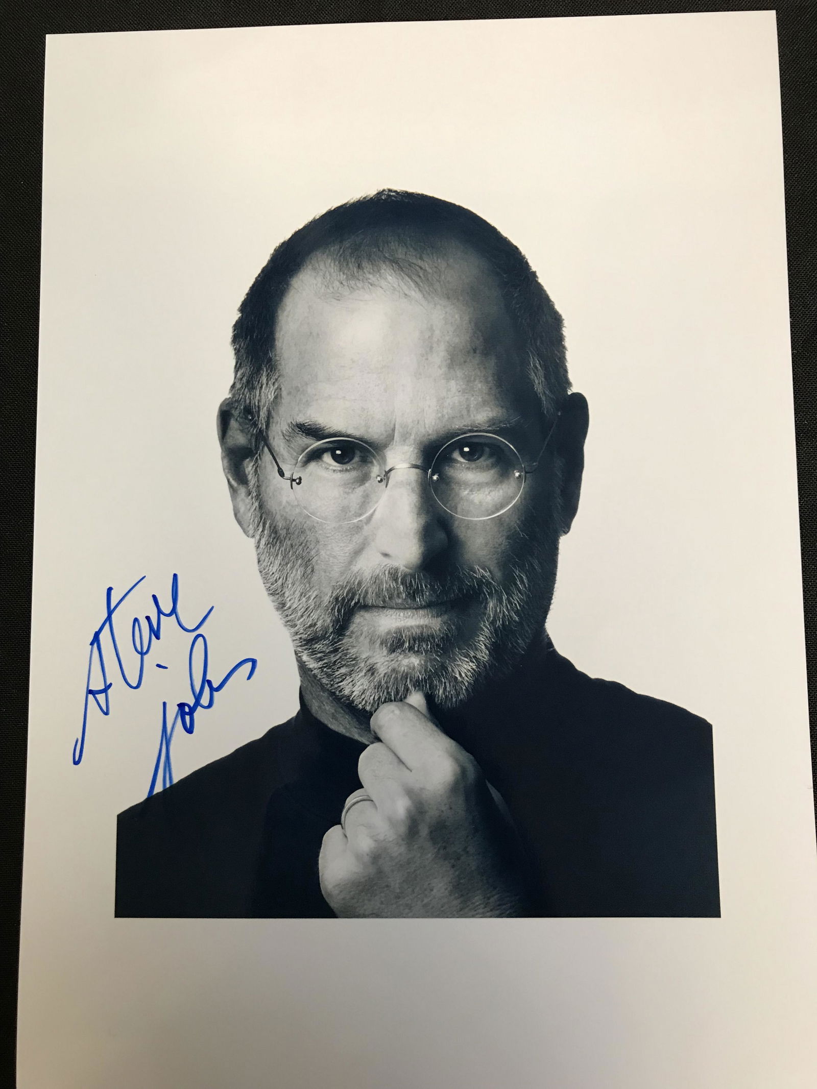 STEVE JOBS SIGNED 8 X 10 ( RA COA) (1 of 3)
