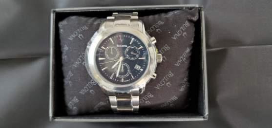 BULOVA CHRONOGRAPH MEN'S WATCH w/ BOX (1 of 5)