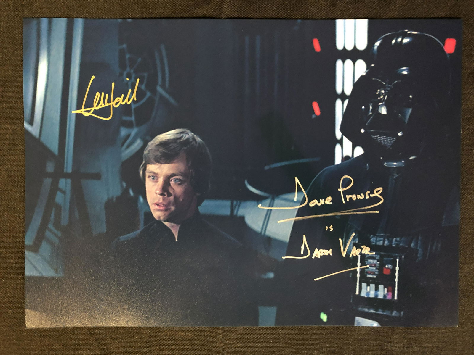 MARK HAMIL AND DAVID PROWSE DUAL SIGNED STAR WARS 8 X (1 of 3)