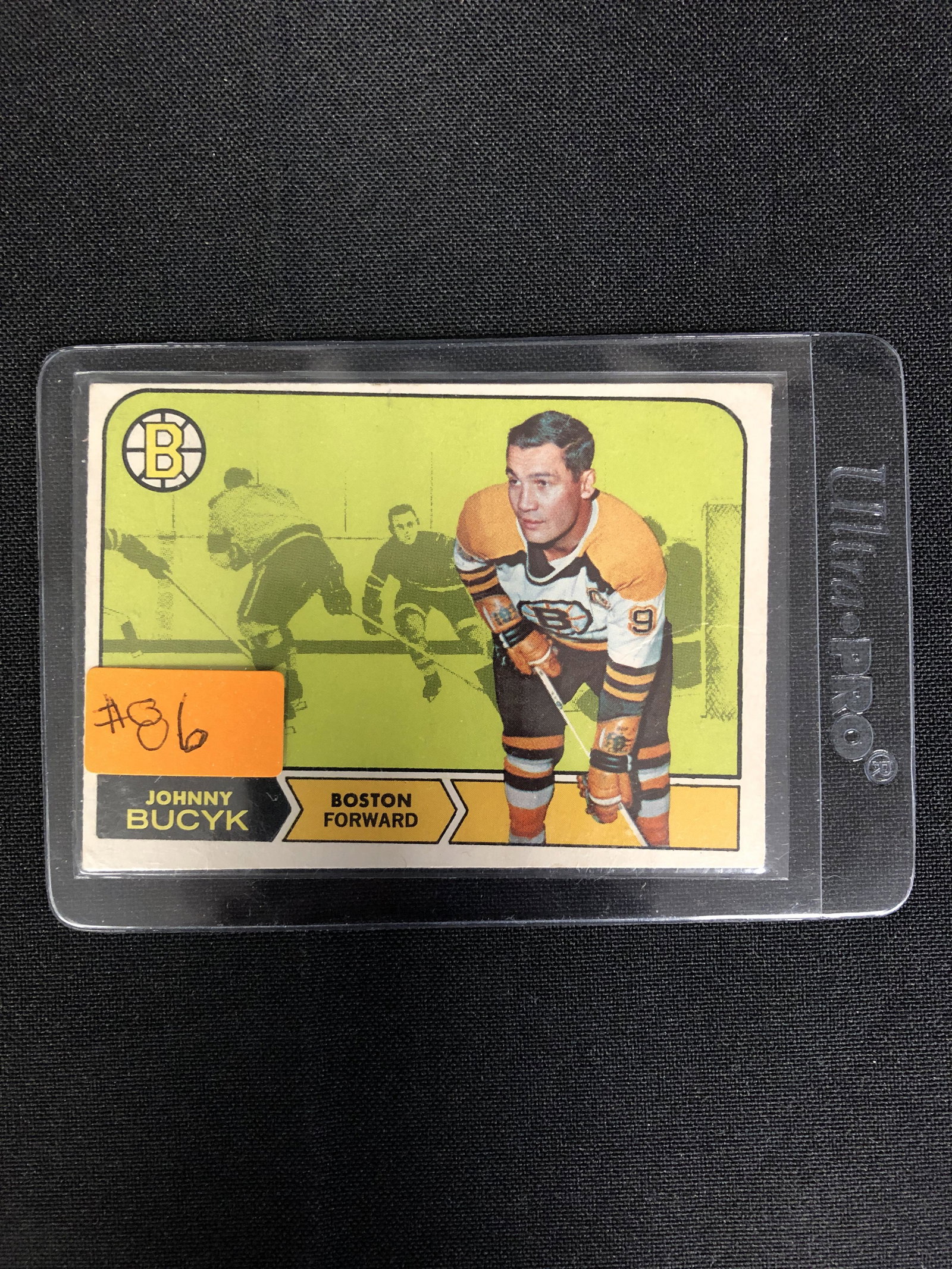 1968-69 Topps #5 Johnny Bucyk: 1968-69 Topps #5 Johnny Bucyk