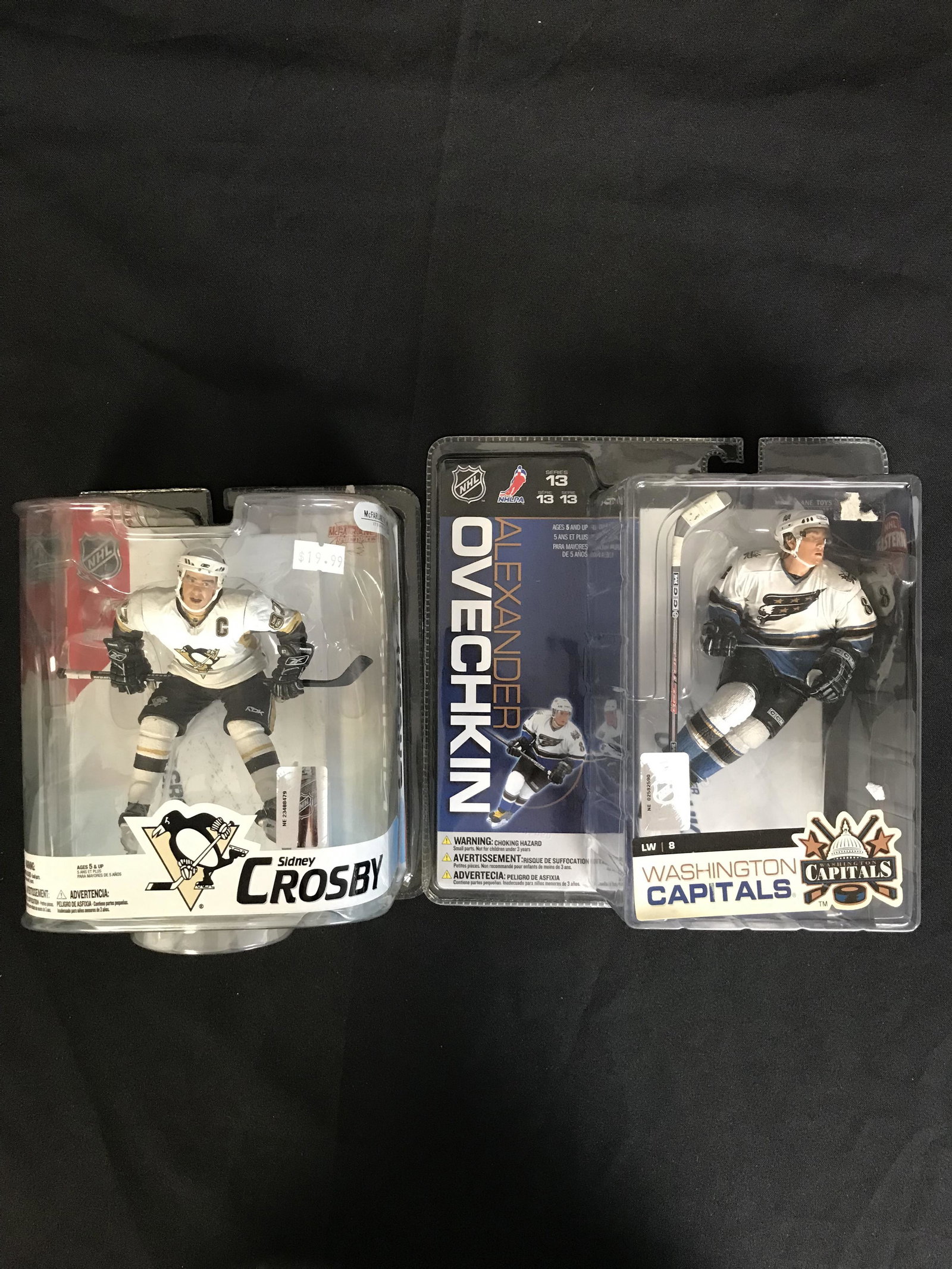 SIDNEY CROSBY/ ALEXANDER OVECHKIN HOCKEY FIGURES LOT: SIDNEY CROSBY/ ALEXANDER OVECHKIN HOCKEY FIGURES LOT