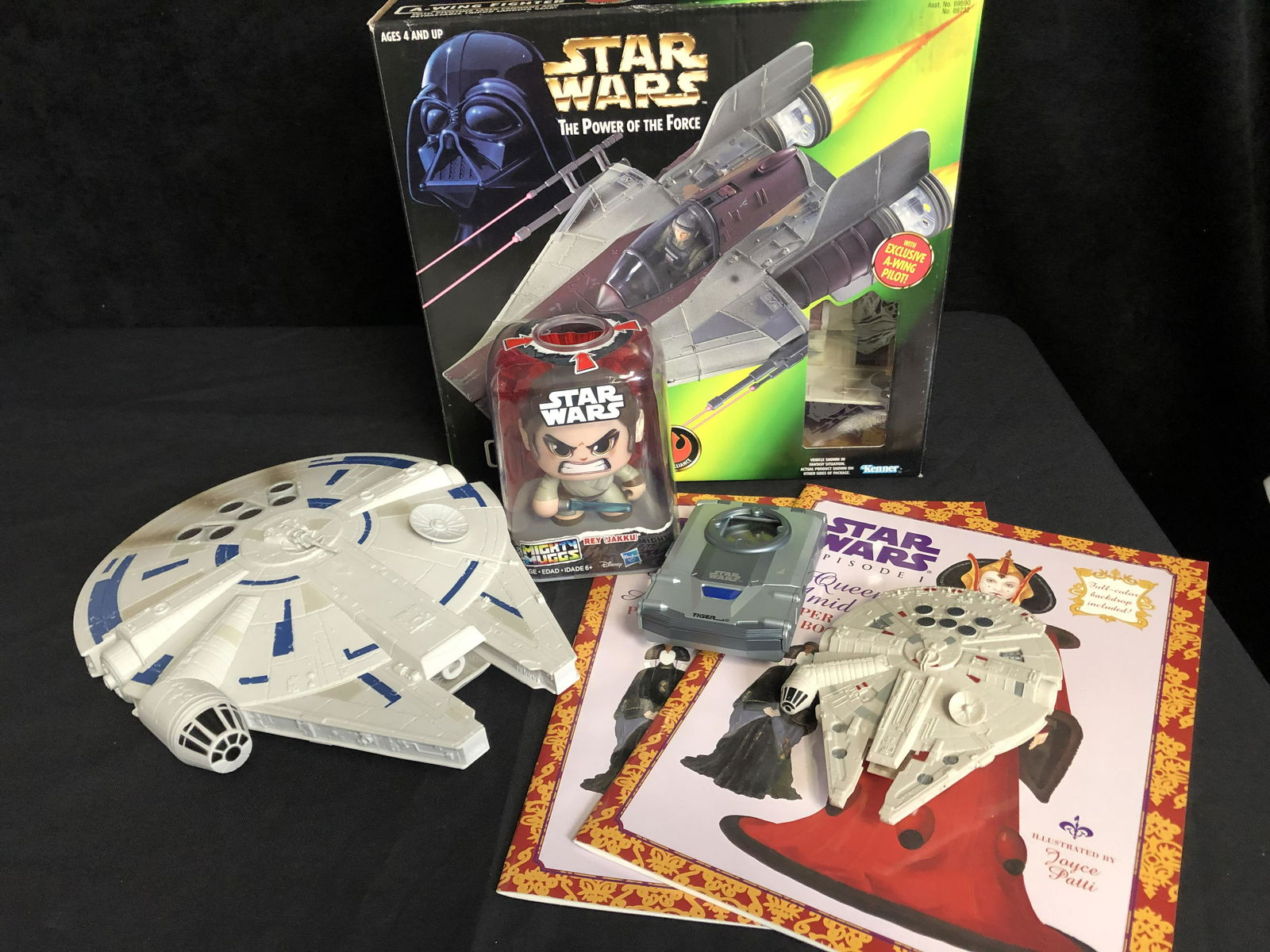 STAR WARS TOY LOT (1 of 1)