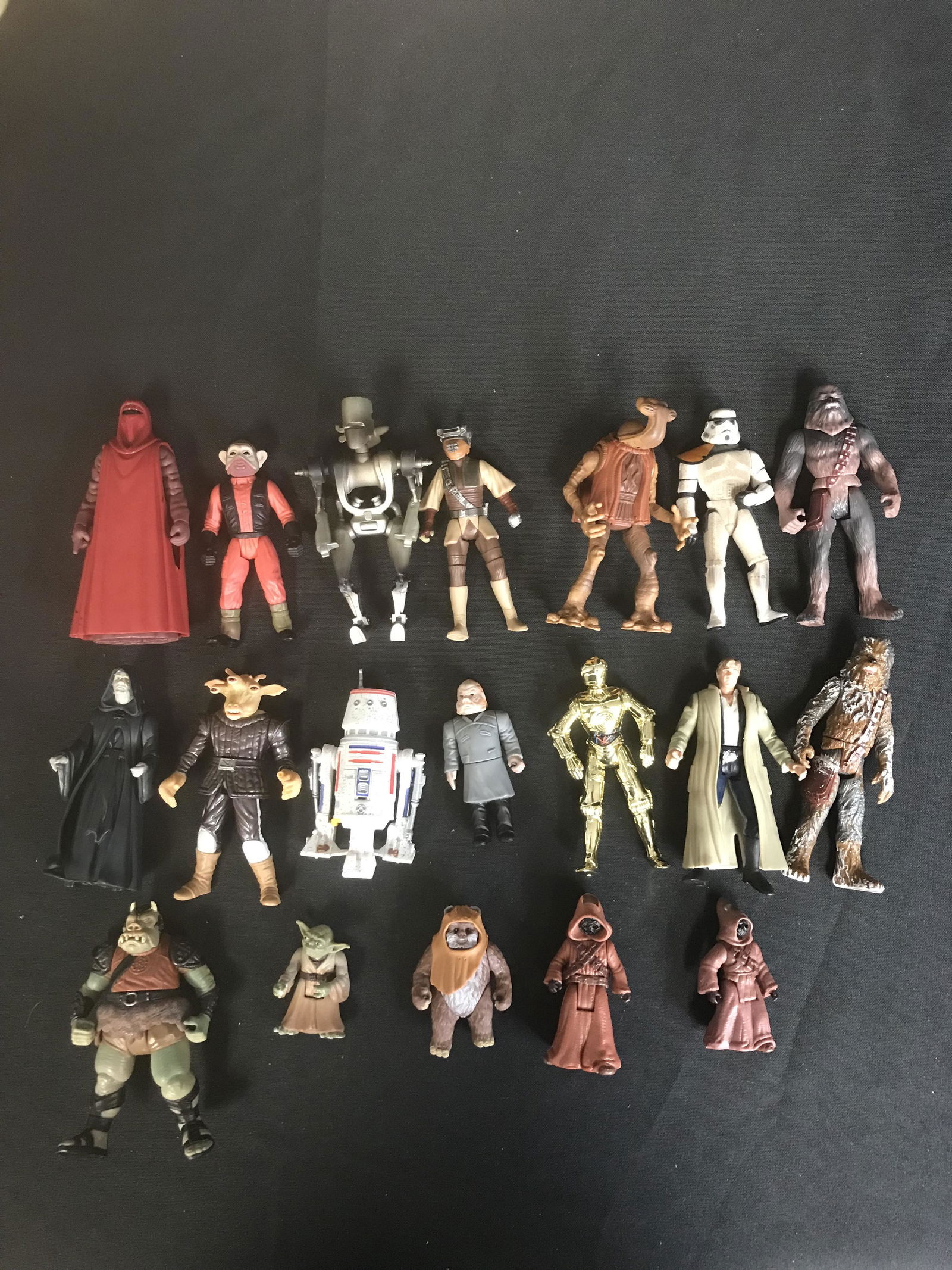 STAR WARS ACTION FIGURES LOT (1 of 1)