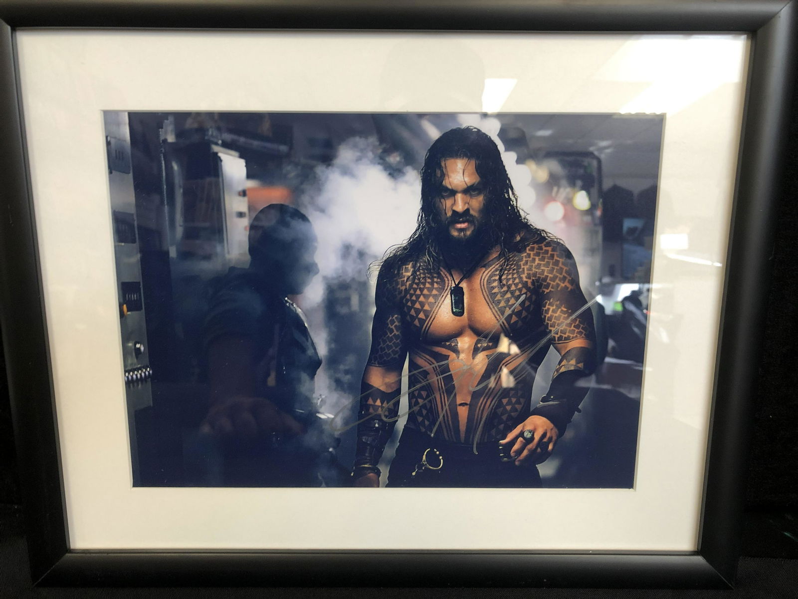 JASON MOMOA SIGNED FRAMED 8X10 PHOTO (RA COA) (1 of 2)
