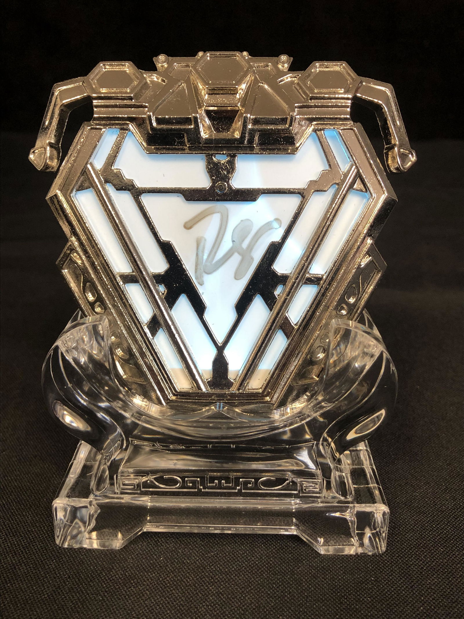 Robert Downey Jr Signed Iron Man Heart Light (RA COA) (1 of 3)