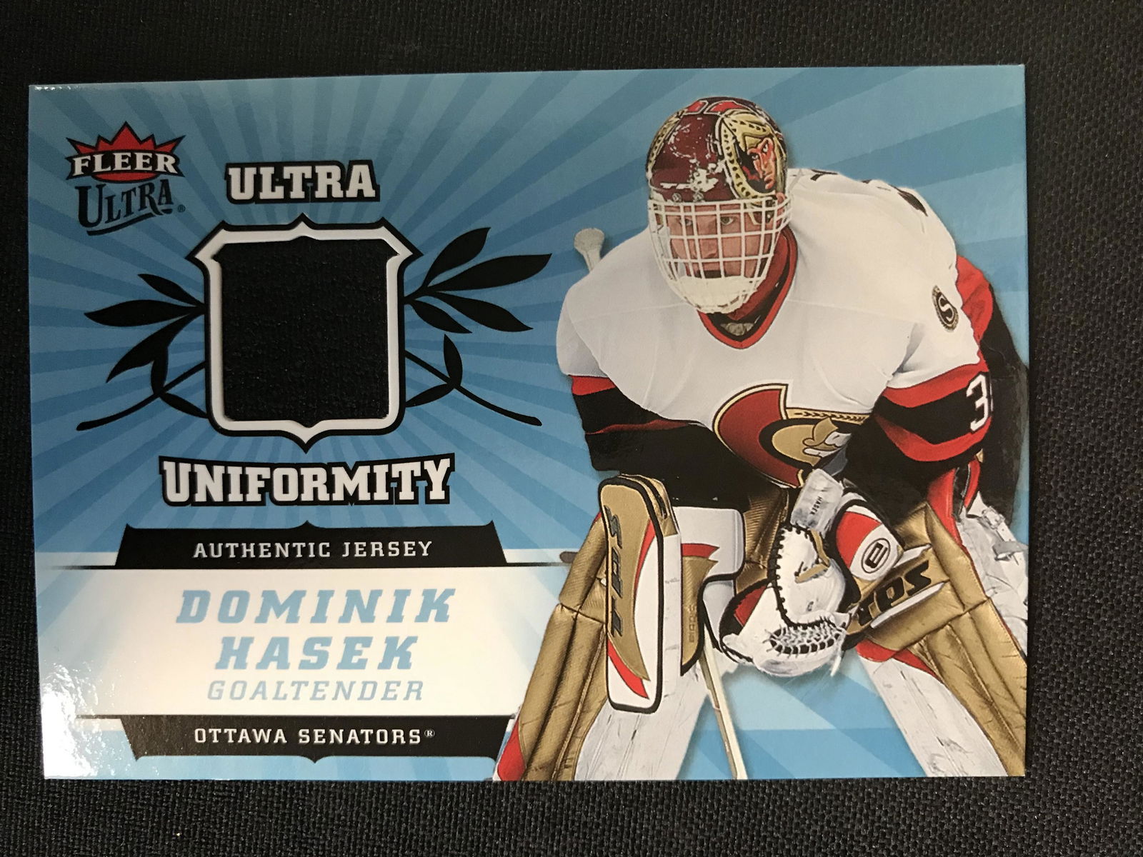 2006-07 Fleer Ultra Uniformity Dominik Hasek #U-DFH (1 of 1)
