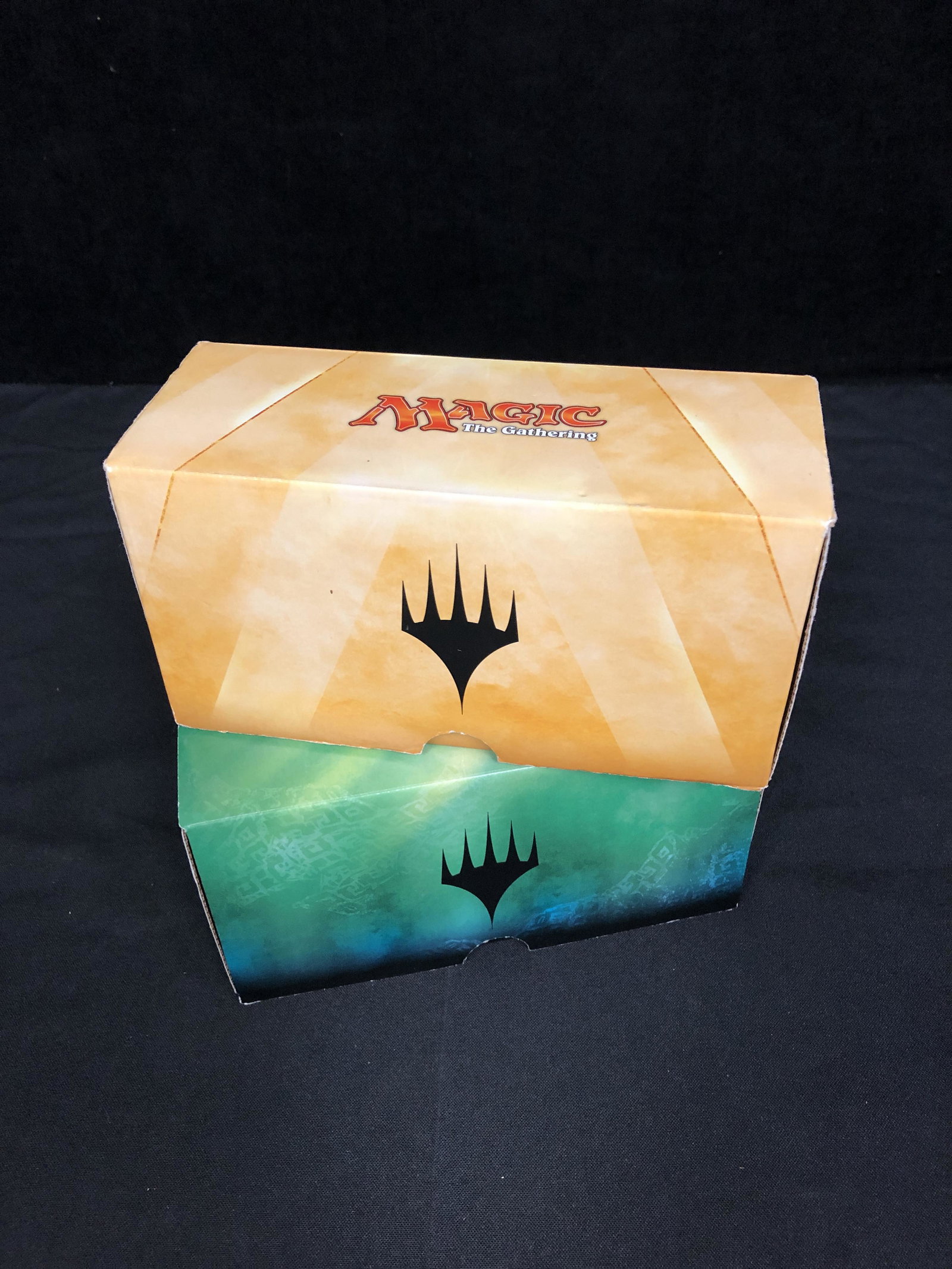 MAGIC THE GATHERING CARD LOT: MAGIC THE GATHERING CARD LOT