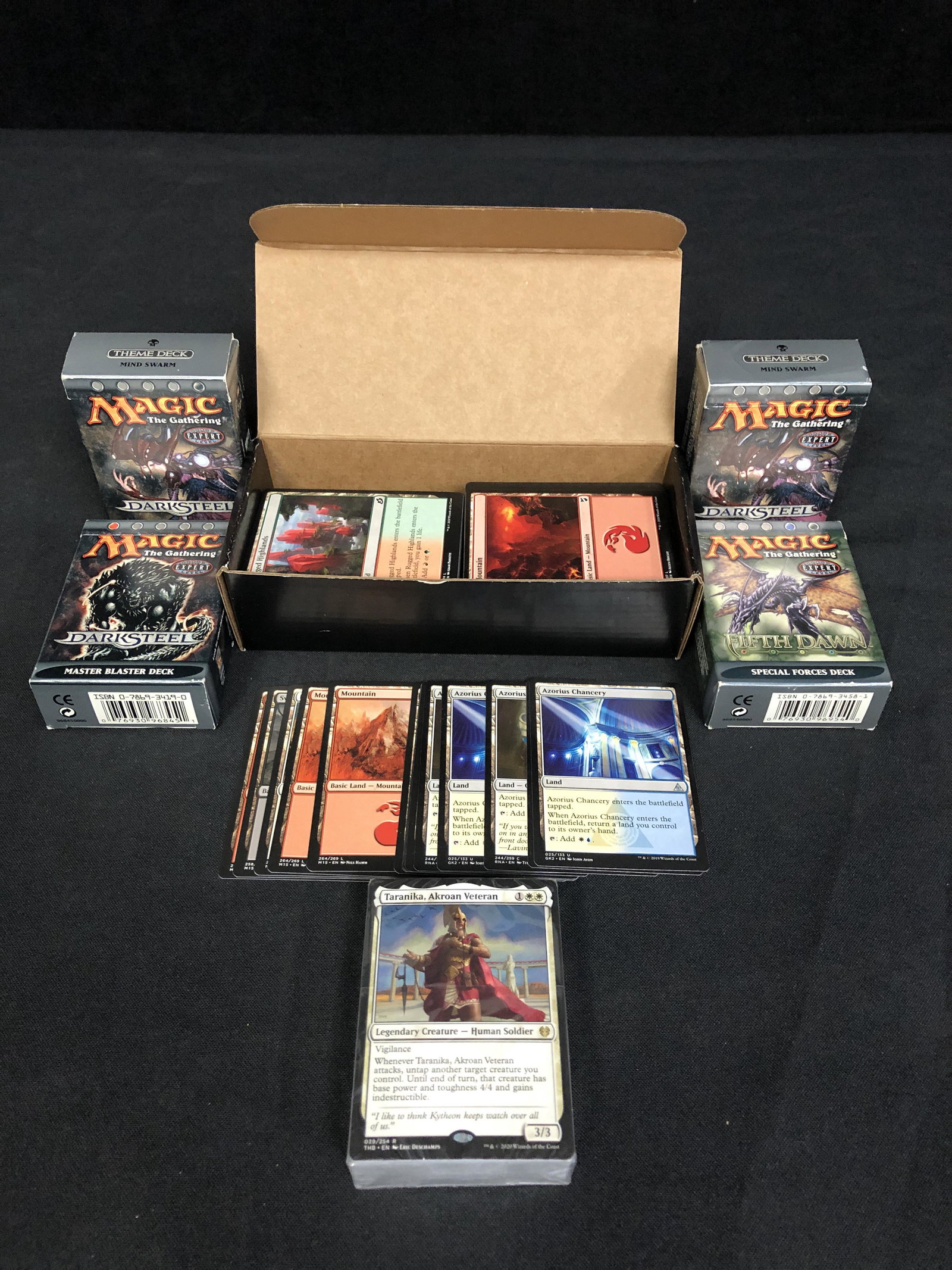 MAGIC THE GATHERING CARD LOT: MAGIC THE GATHERING CARD LOT
