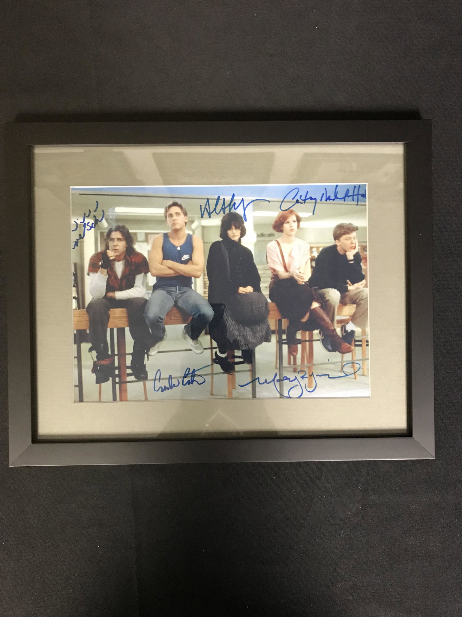 MULTI-SIGNED THE BREAKFAST CLUB FRAMED 8X10 PHOTO (RA C: MULTI-SIGNED THE BREAKFAST CLUB FRAMED 8X10 PHOTO (RA COA)