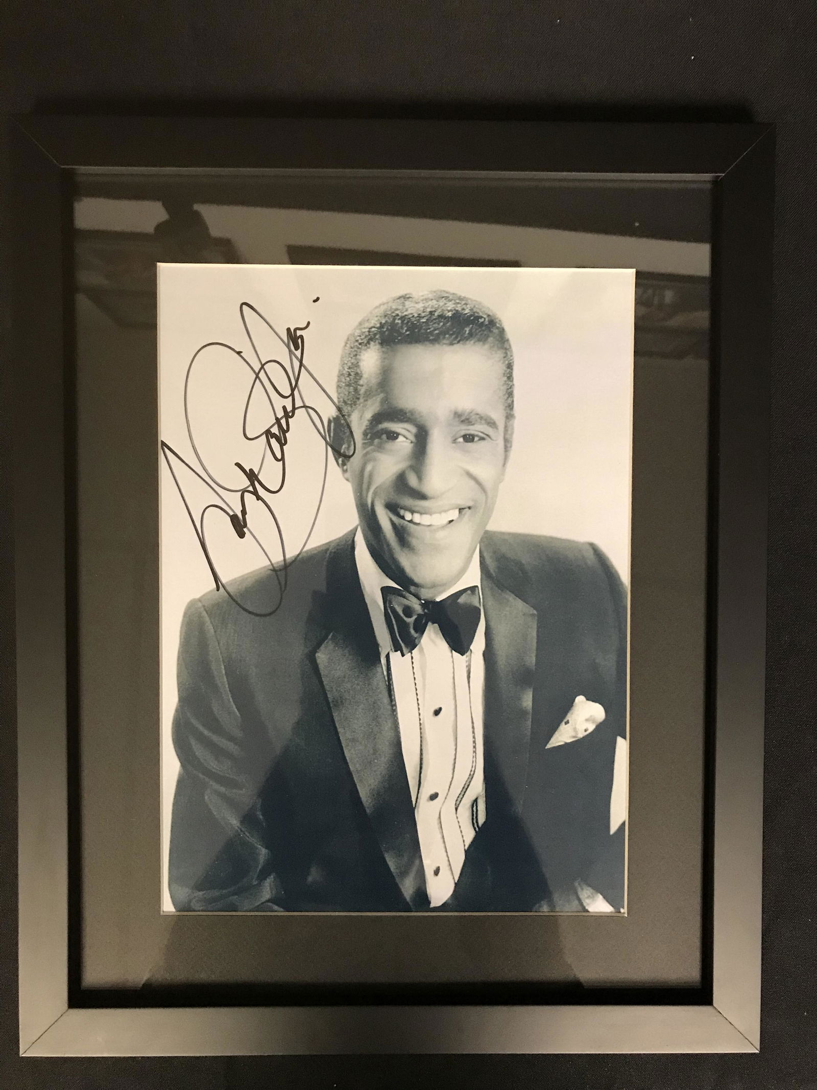 SAMMY DAVIS JR SIGNED FRAMED 8X10 PHOTO (RA COA) (1 of 2)