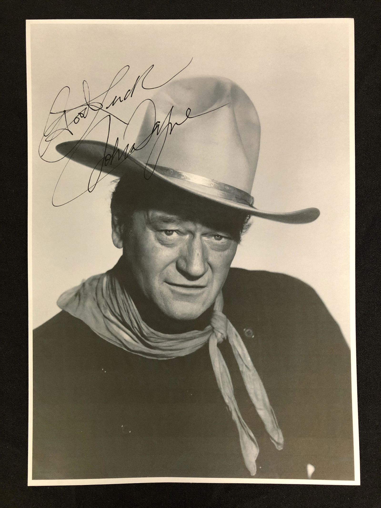 JOHN WAYNE SIGNED 8X10 PHOTO (RA COA) (1 of 3)