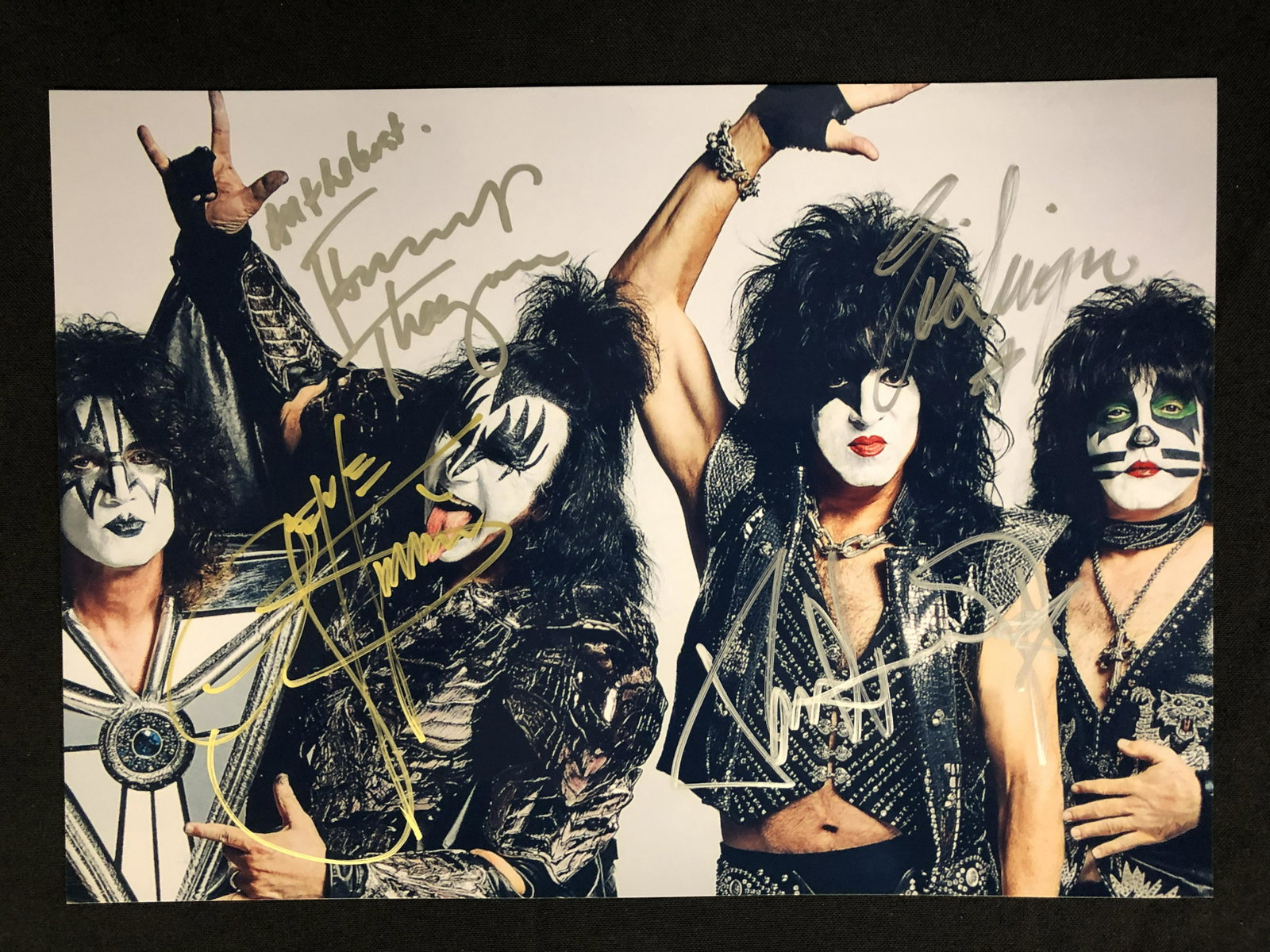 MULTI-SIGNED KISS 8X10 PHOTO (RA COA): MULTI-SIGNED KISS 8X10 PHOTO (RA COA)