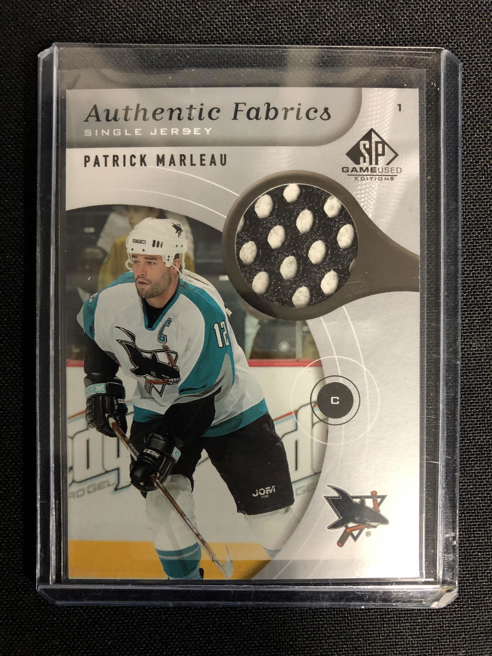 2006 UPPER DECK #AF-PM PATRICK MARLEAU AUTHENTIC (1 of 2)