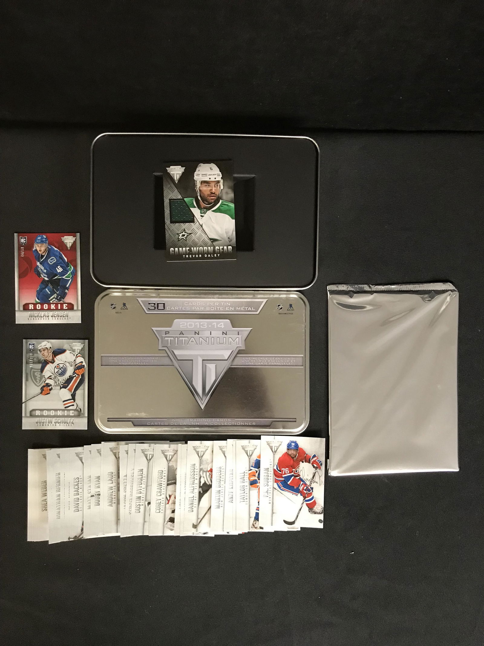 PANINI TITANIUM HOCKEY CARD LOT: PANINI TITANIUM HOCKEY CARD LOT