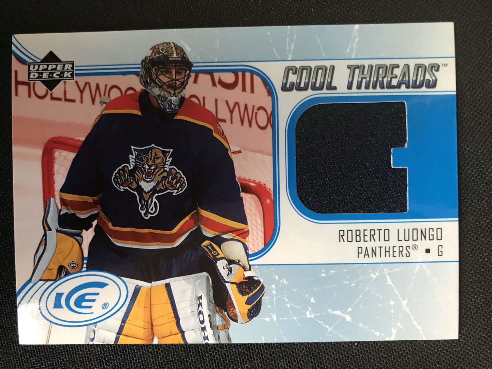 2005-06 Upper Deck Ice Cool Threads Roberto Luongo (1 of 1)