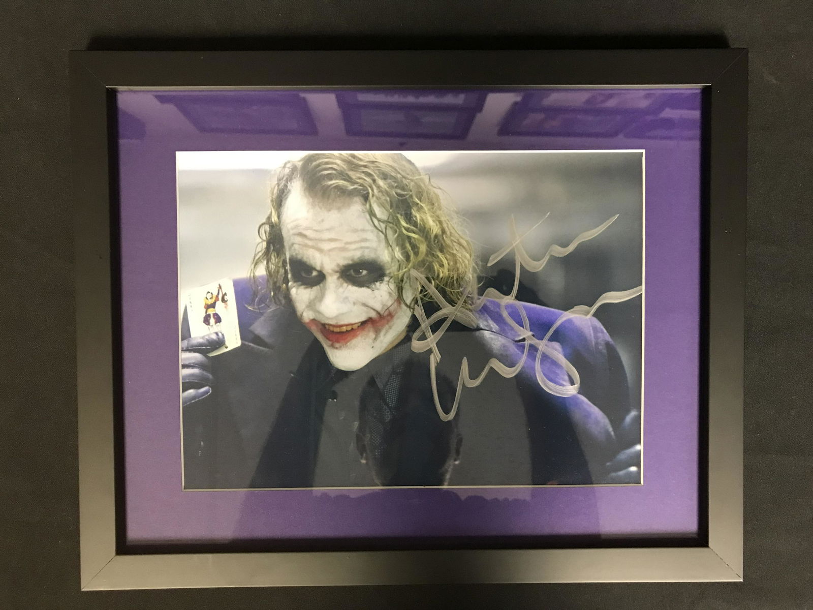 HEATH LEDGER SIGNED FRAMED 8X10 PHOTO (RA COA) (1 of 2)