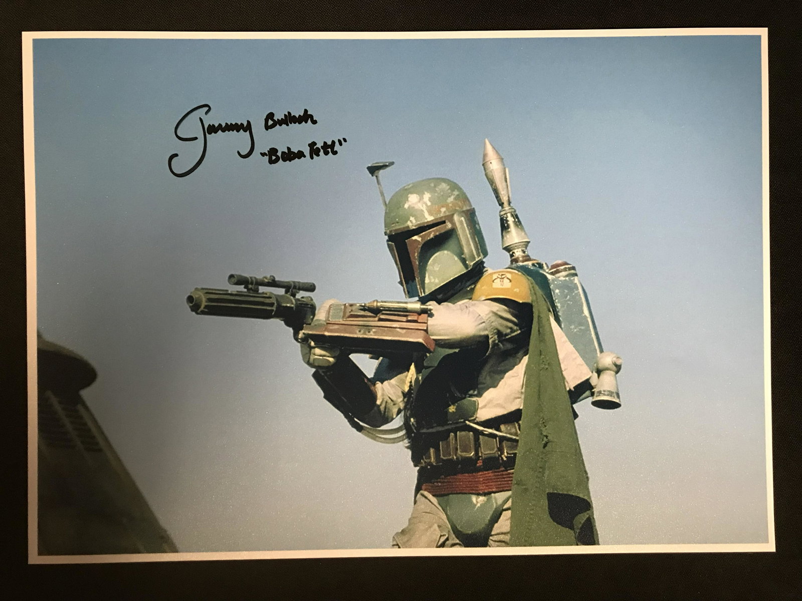 JEREMY BULLOCH Signed 8X10 PHOTO (RA COA): JEREMY BULLOCH Signed 8X10 PHOTO (RA COA)