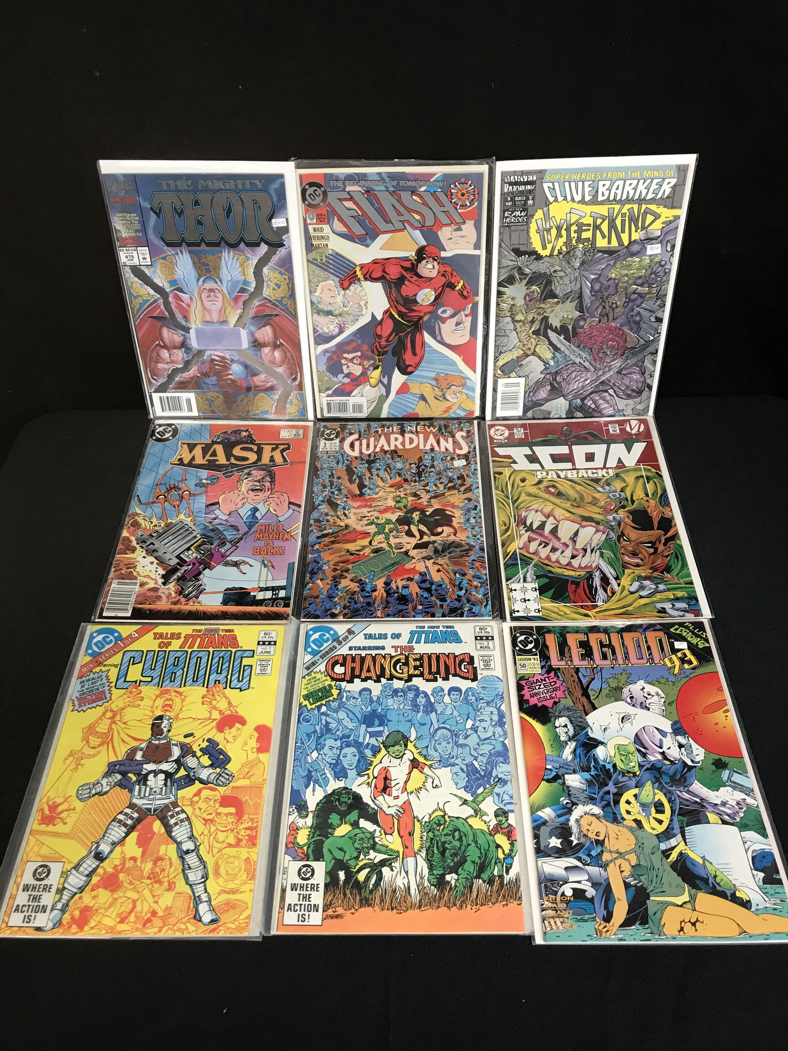 DC COMICS ASSORTED COMIC BOOK LOT (1 of 1)