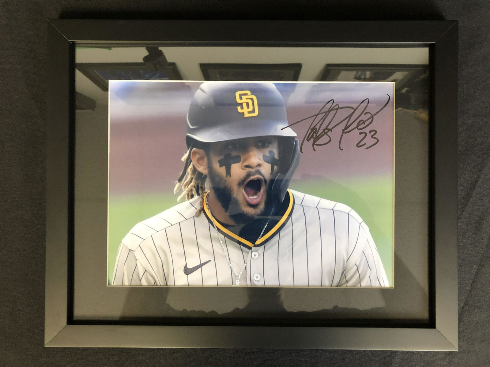 FERNANDO TATIS JR SIGNED FRAMED 8X10 PHOTO (RA COA) (1 of 2)