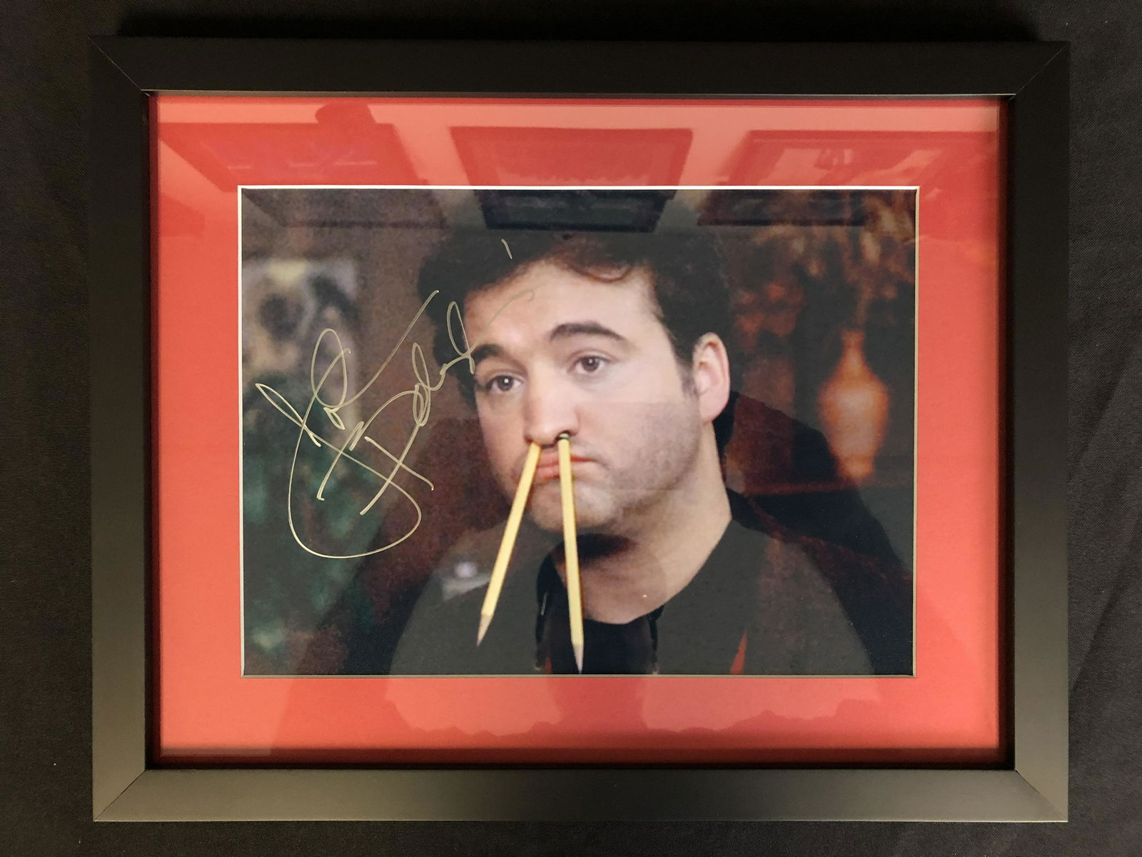 JOHN BELUSHI  SIGNED AND FRAMED 8X10 WITH R.A. COA (1 of 2)
