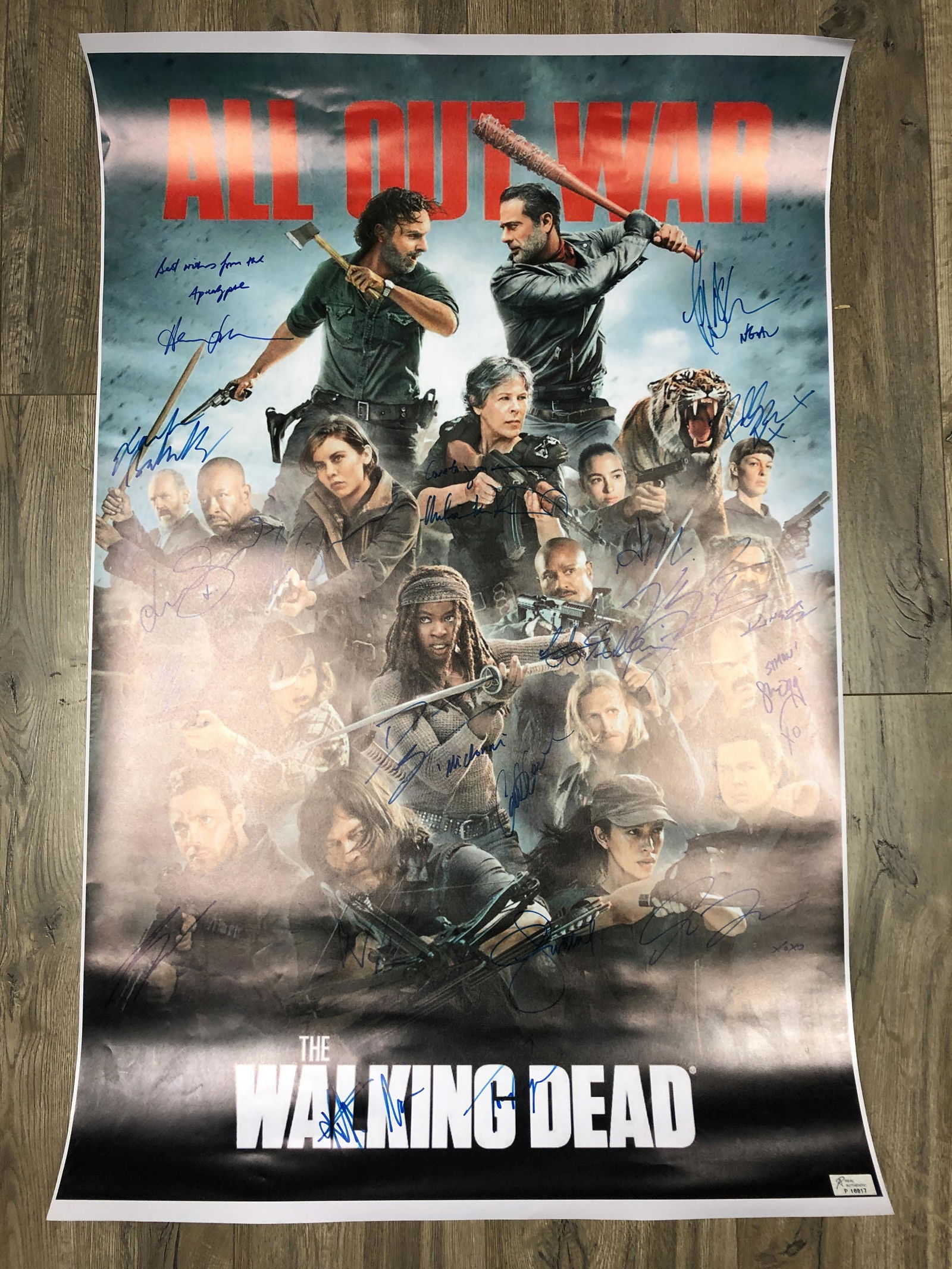 THE WALKING DEAD CAST SIGNED 24 X 36 ( RA COA) (1 of 2)