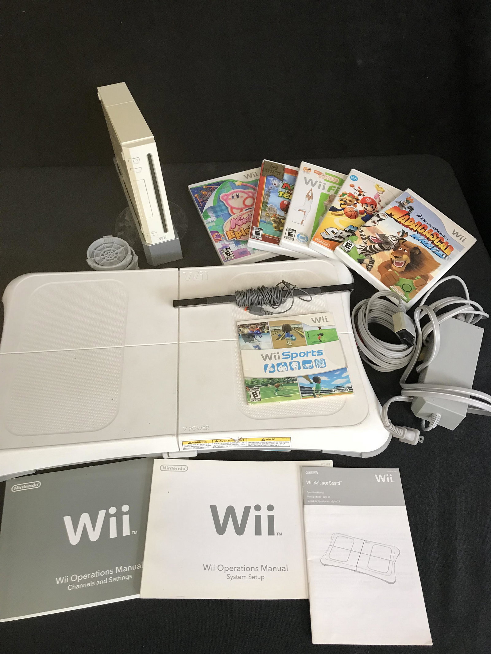 NINTENDO WII COMPLETE WITH GAMES: NINTENDO WII COMPLETE WITH GAMES