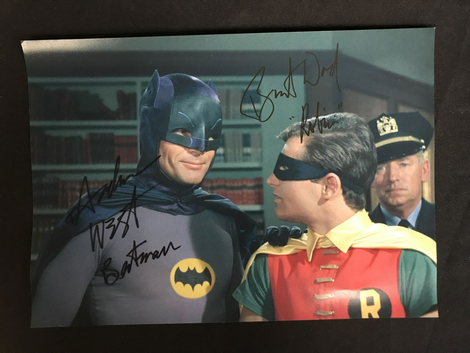 ADAM WEST & BURT WARD SIGNED BATMAN & ROBIN PHOTO (REAL (1 of 3)