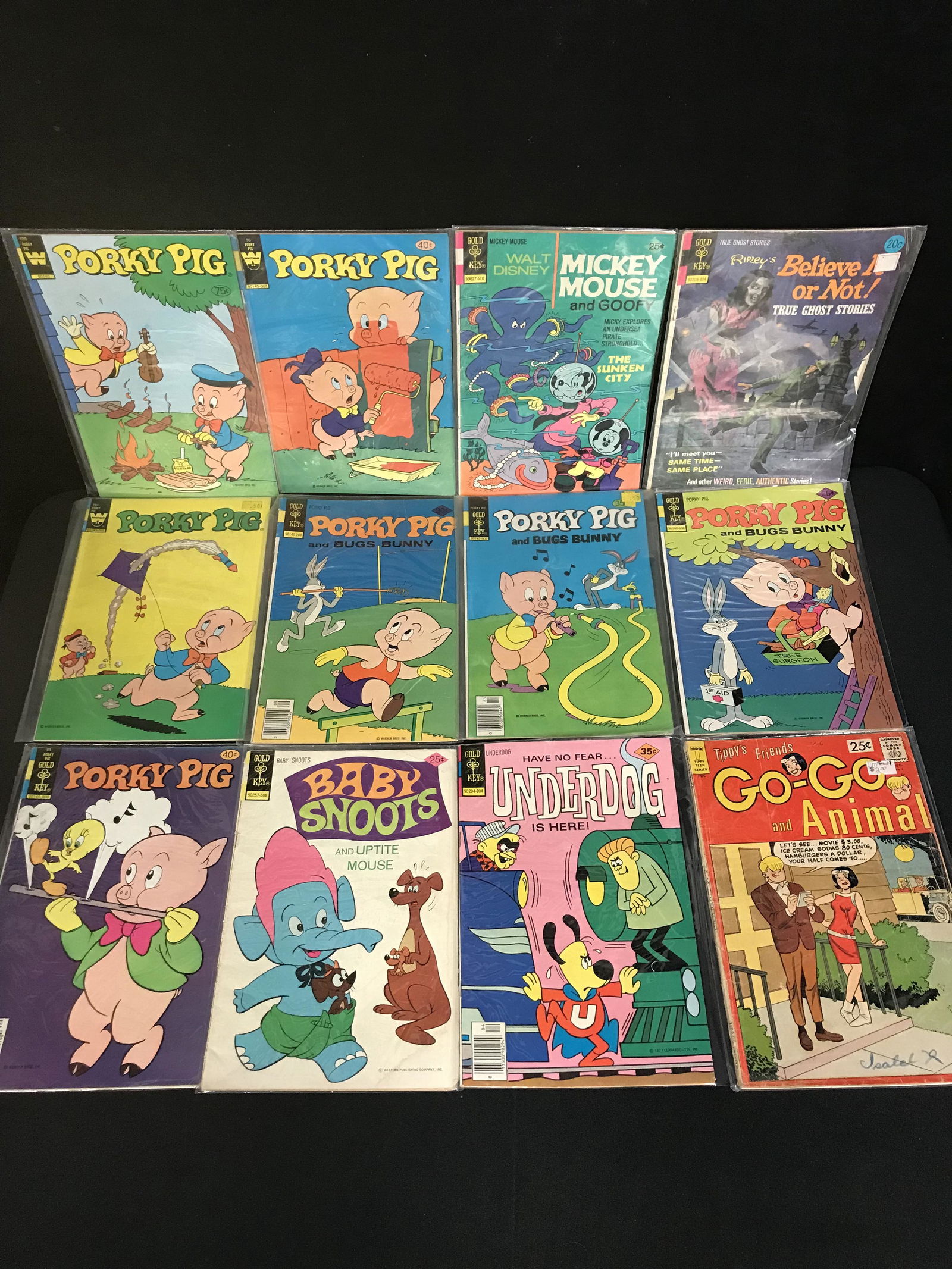 VINTAGE COMIC BOOK LOT (PORKY PIG...) (1 of 1)
