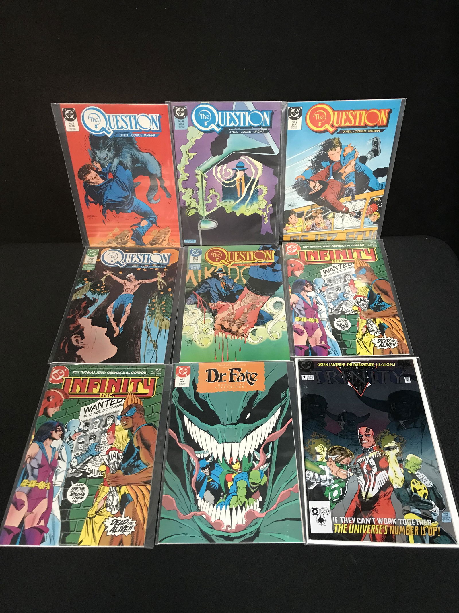 VARIOUS TITLES DC COMICS BOOK LOT (1 of 1)