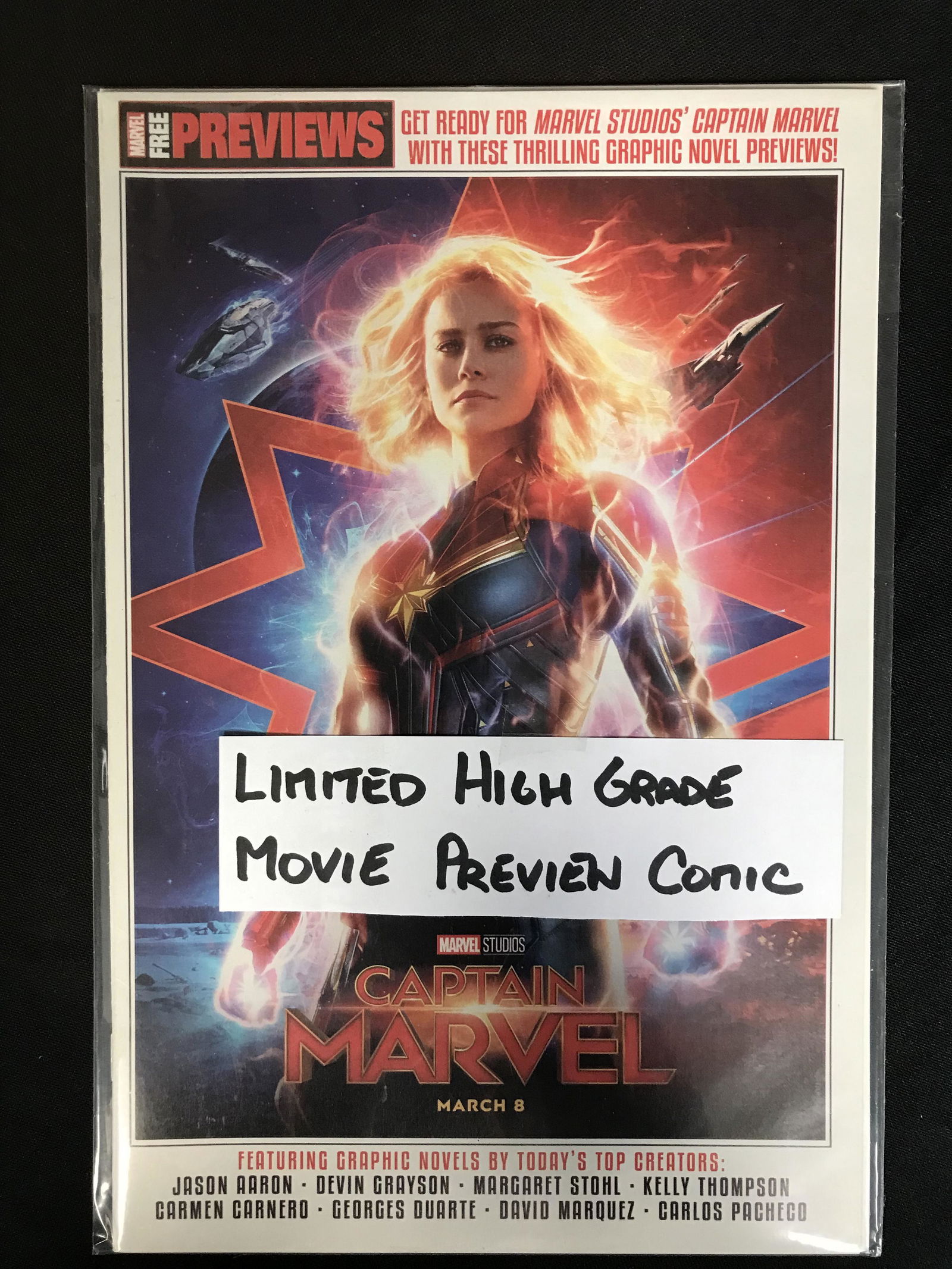 CAPTAIN MARVEL MOVIE PREVIEW COMIC (1 of 1)
