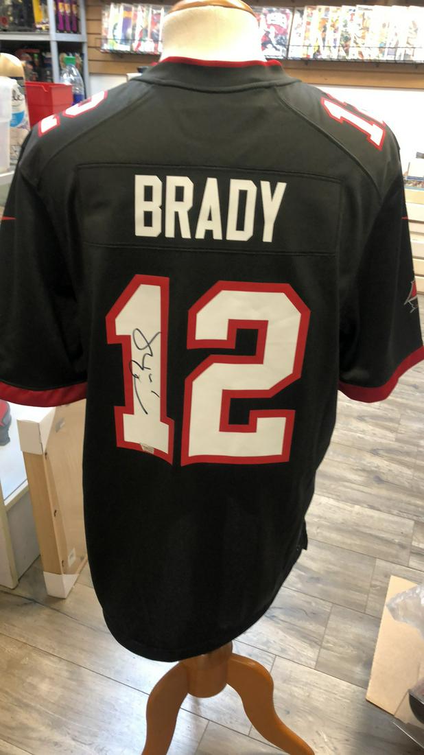 TOM BRADY SIGNED NIKE TAMPA BAY BUCCANEERS JERSEY ( (1 of 5)