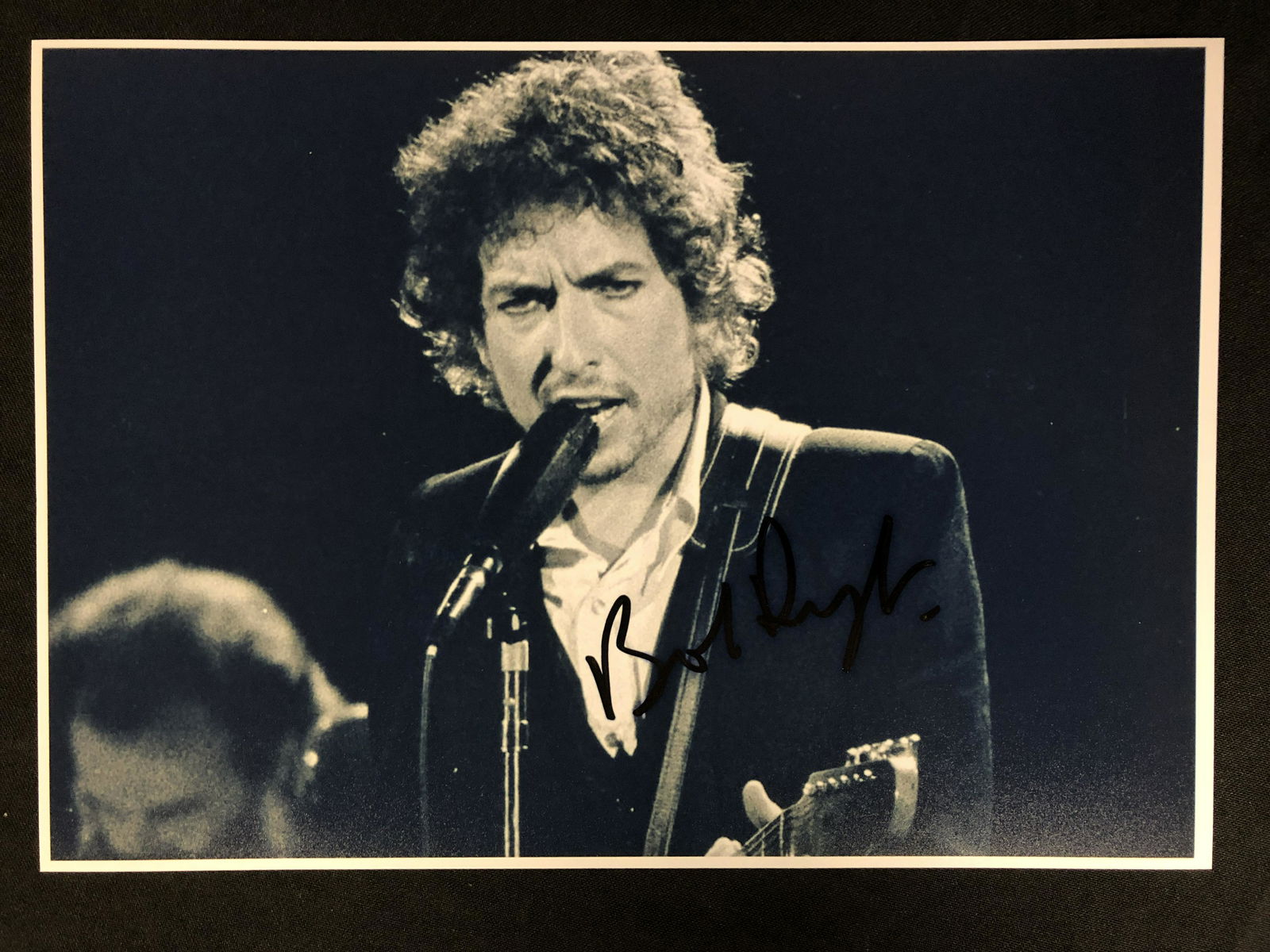 BOB DYLAN SIGNED 8 X 10 (RA COA) (1 of 3)