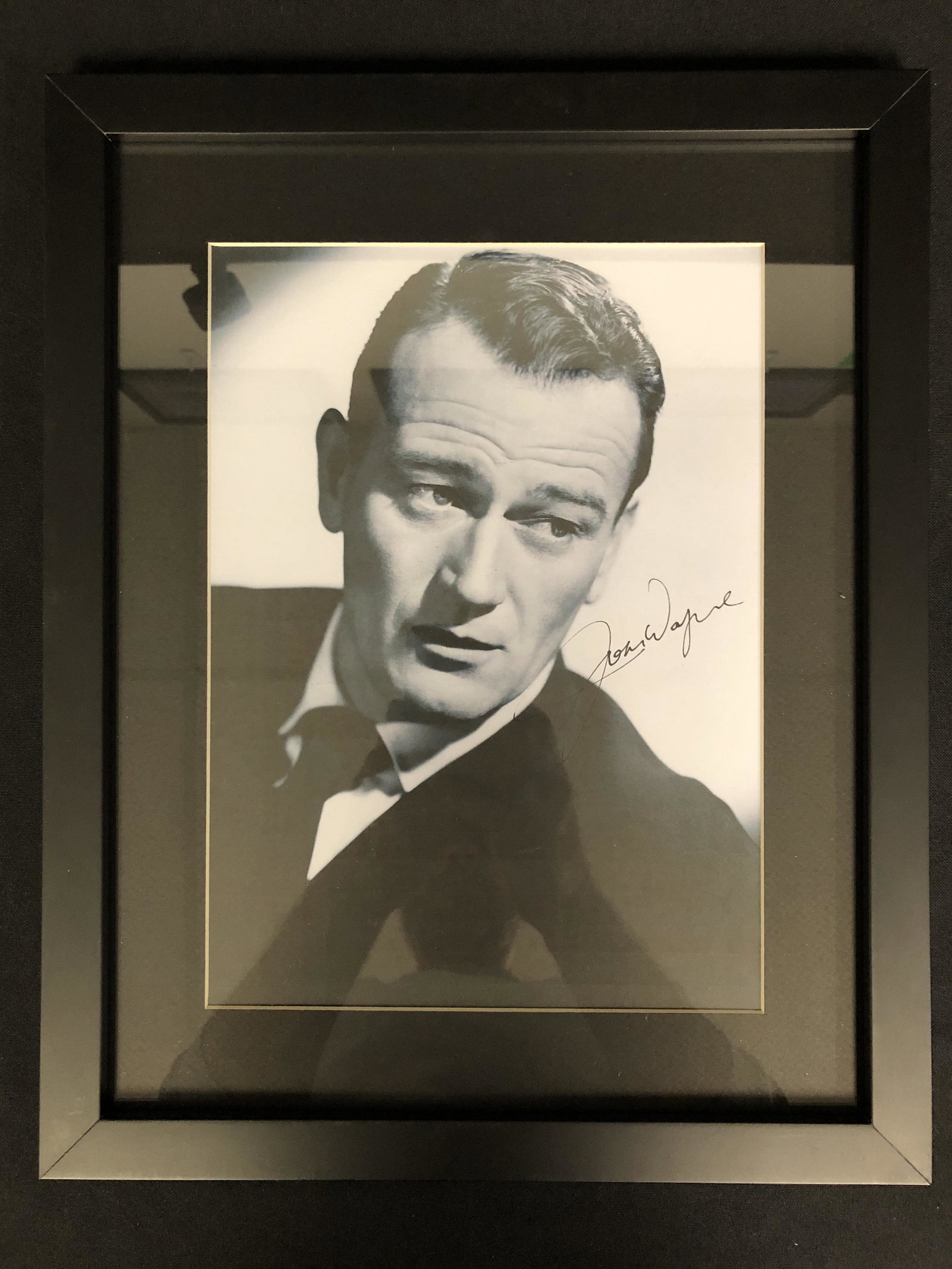 JOHN WAYNE SIGNED AND FRAMED 8 X 10 ( RA COA) (1 of 2)