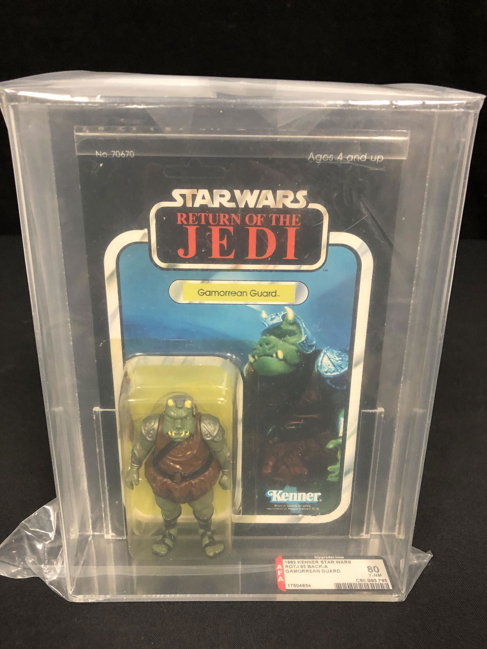 1983 KENNER STAR WARS ROTJ 65 BACK - A GAMORREAN GUARD (1 of 2)