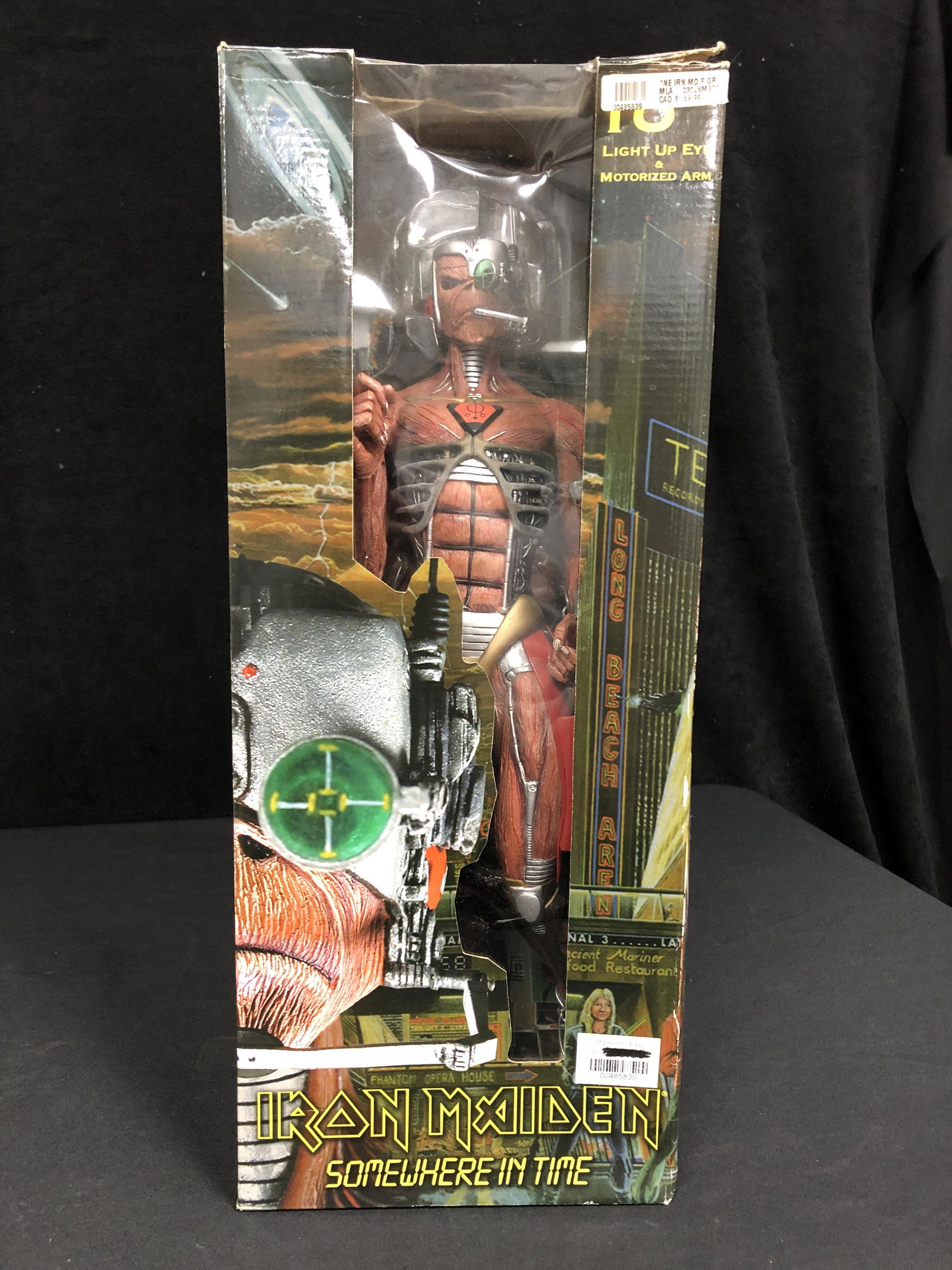 LARGE MINT IN BOX  ART ASYLUM IRON MAIDEN SOMEWHERE IN (1 of 2)