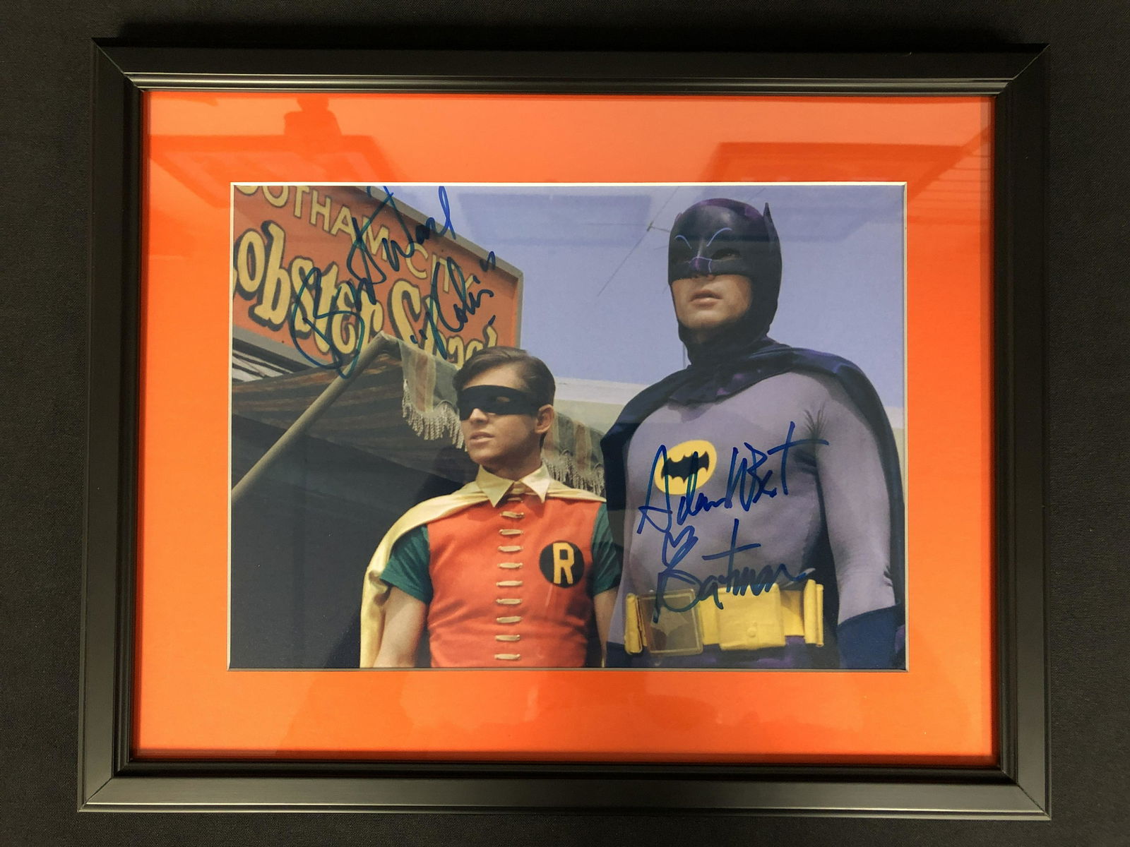 ADAM WEST & BURT WARD SIGNED BATMAN & ROBIN PHOTO (REAL (1 of 2)