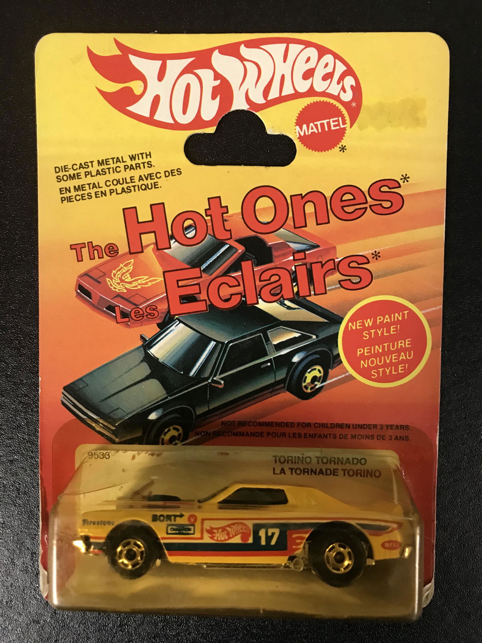 1982 MINT ON CARD HOT WHEELS HOT ONES GRAN TORINO: 1982 MINT ON CARD HOT WHEELS HOT ONES GRAN TORINO