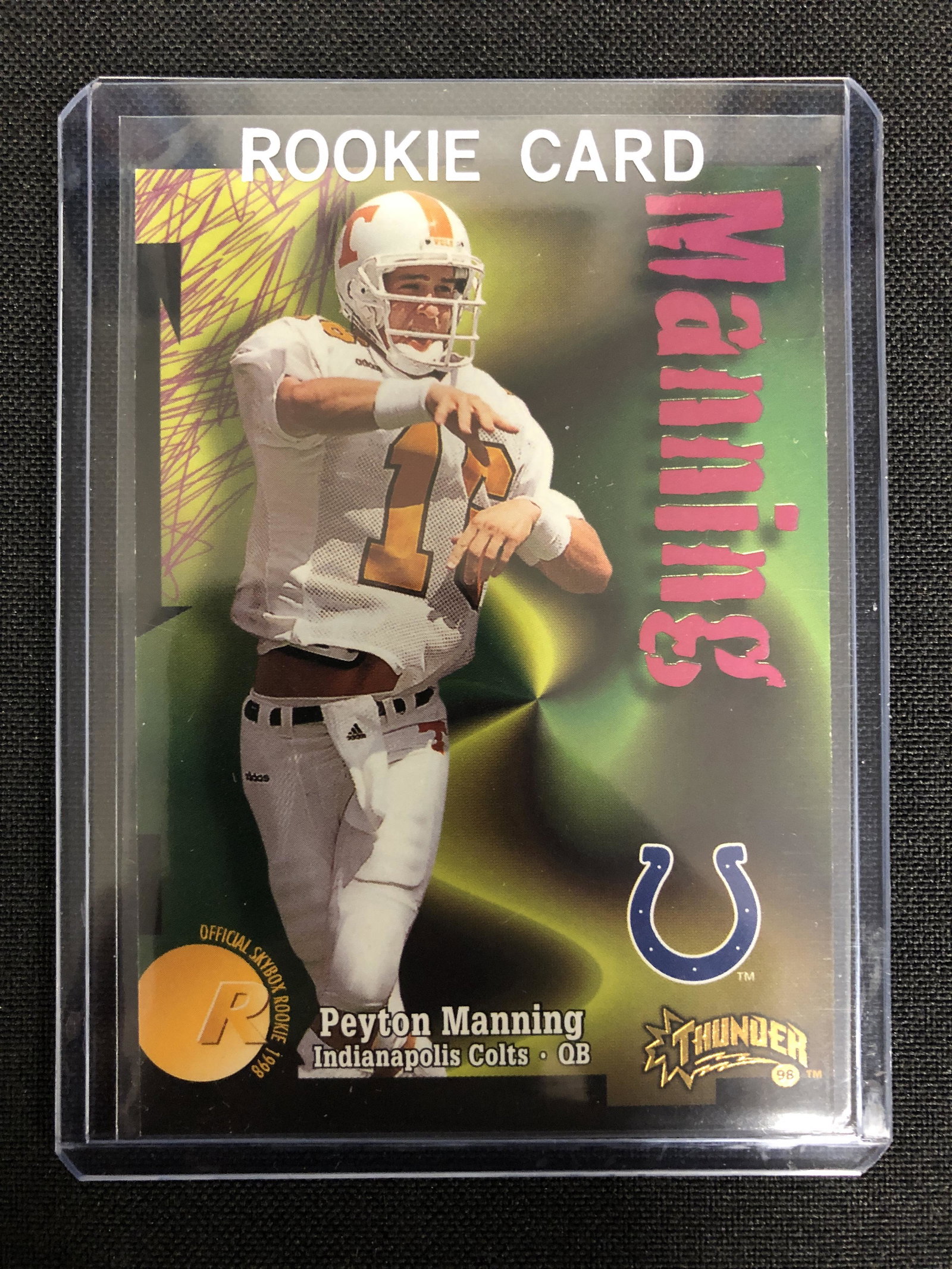 MINT IN BOX AMAZING SPIDER-MAN 1:4 BUST (1 of 2)