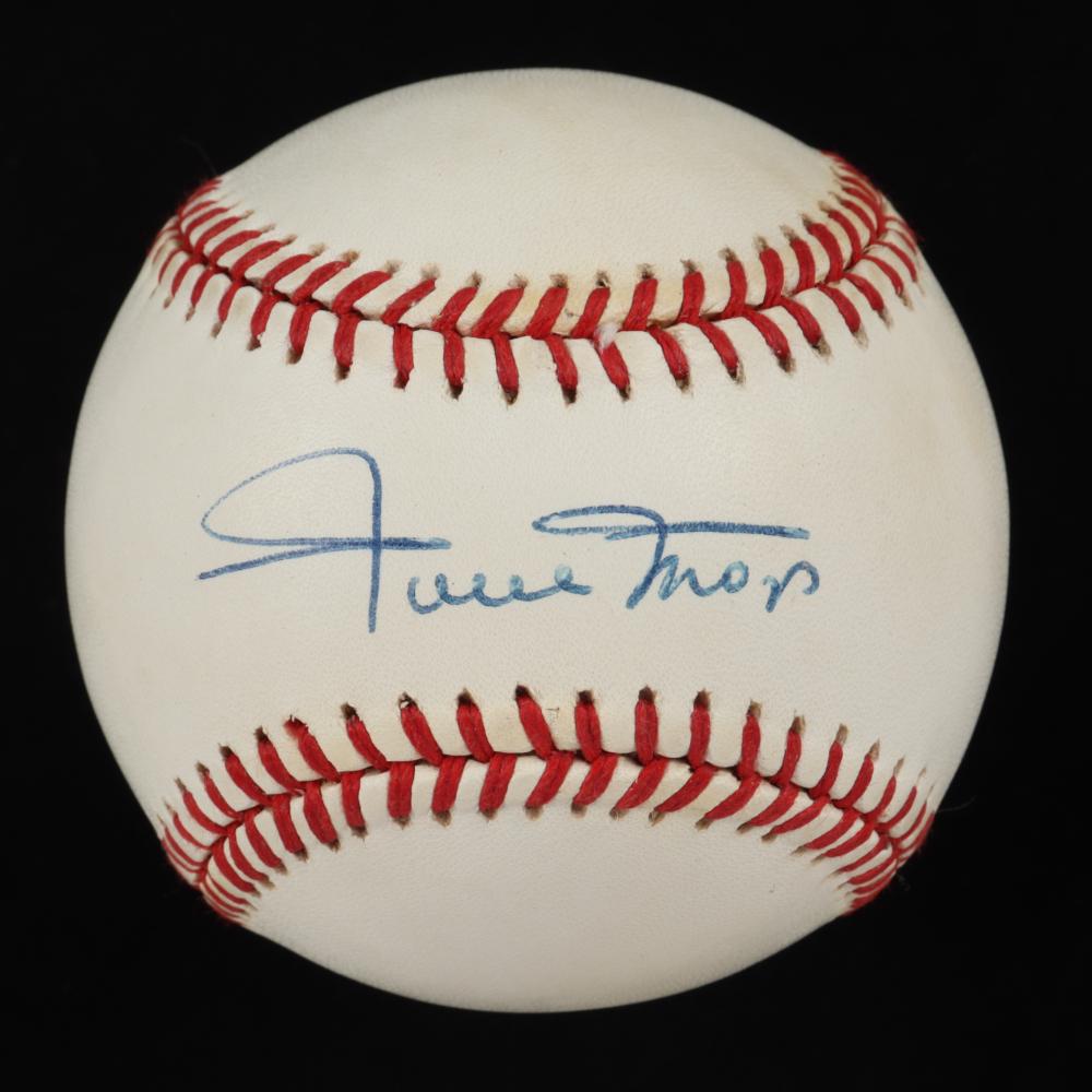 WILLIE MAYS SIGNED BASEBALL PSA COA (1 of 2)